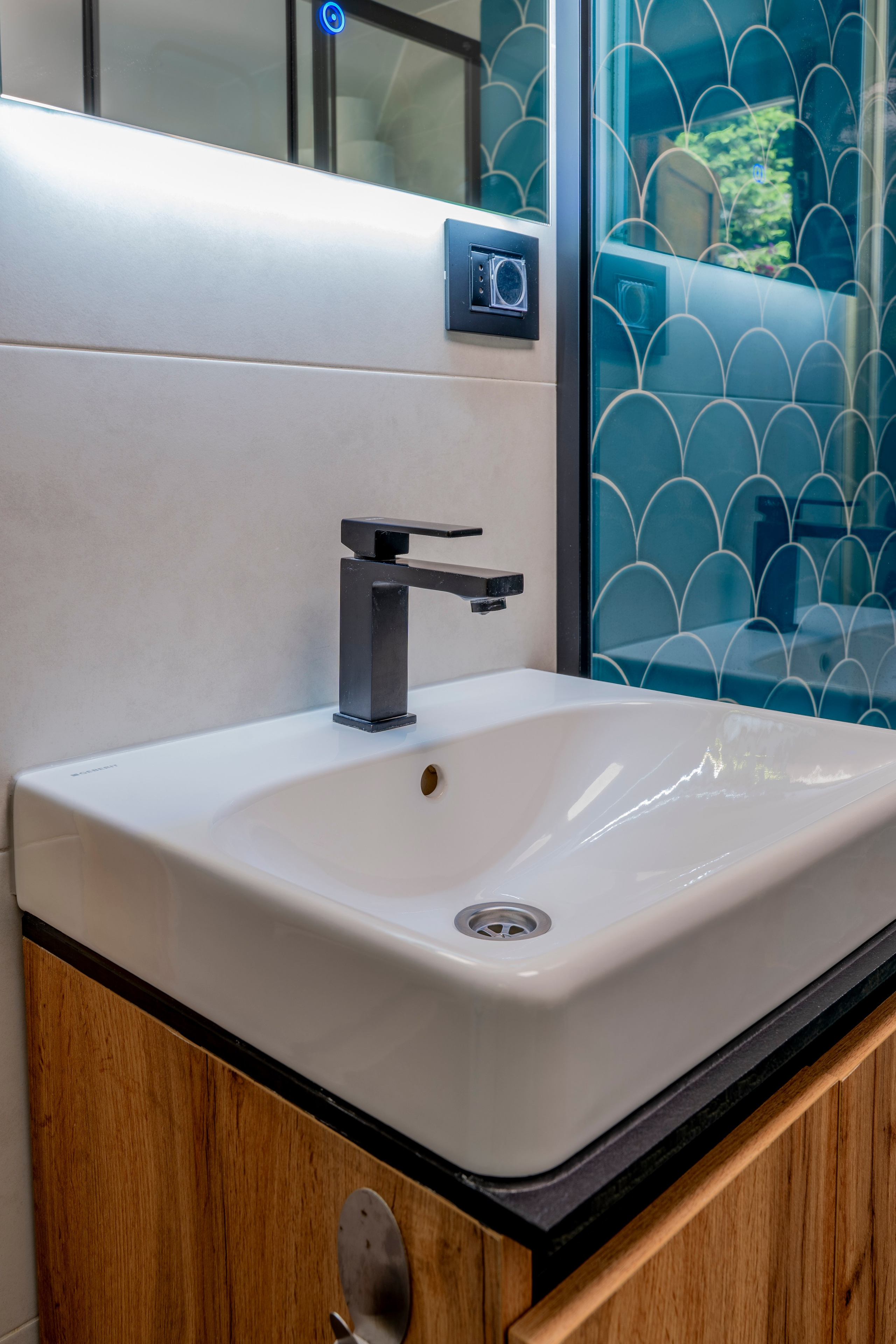 Viktorija Chalet. Photographer Liana Sudets Serbia Kopaonik Brzece Brus