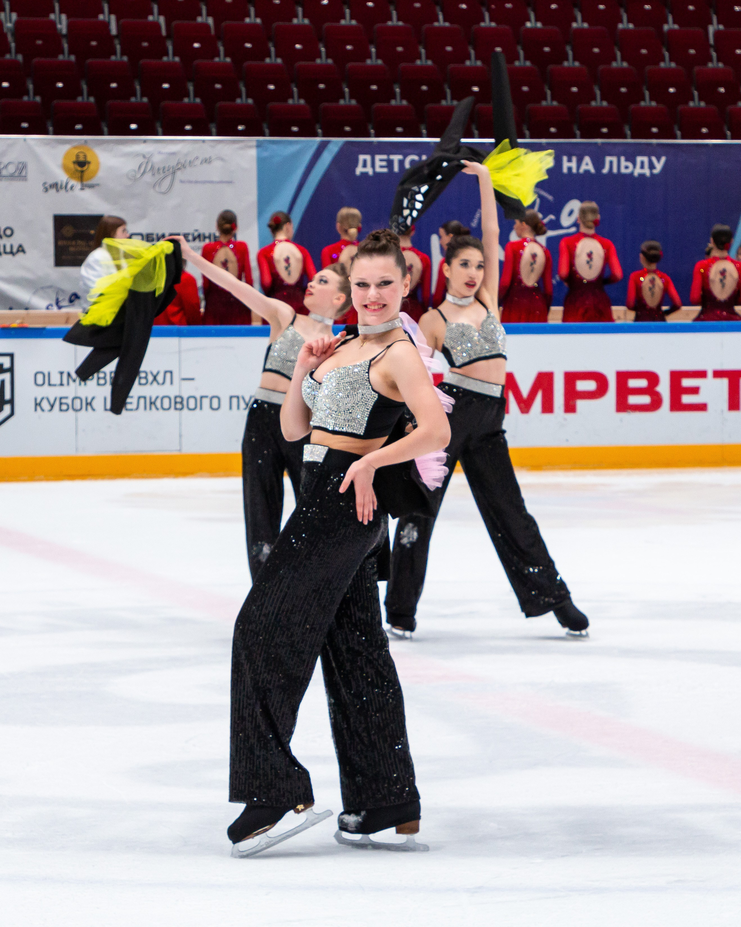VII Ежегодный фестиваль массовых танцев на льду и фигурного катания «Петровский лёд» Санкт-Петербург 2024. Репортажный фотограф в Москве