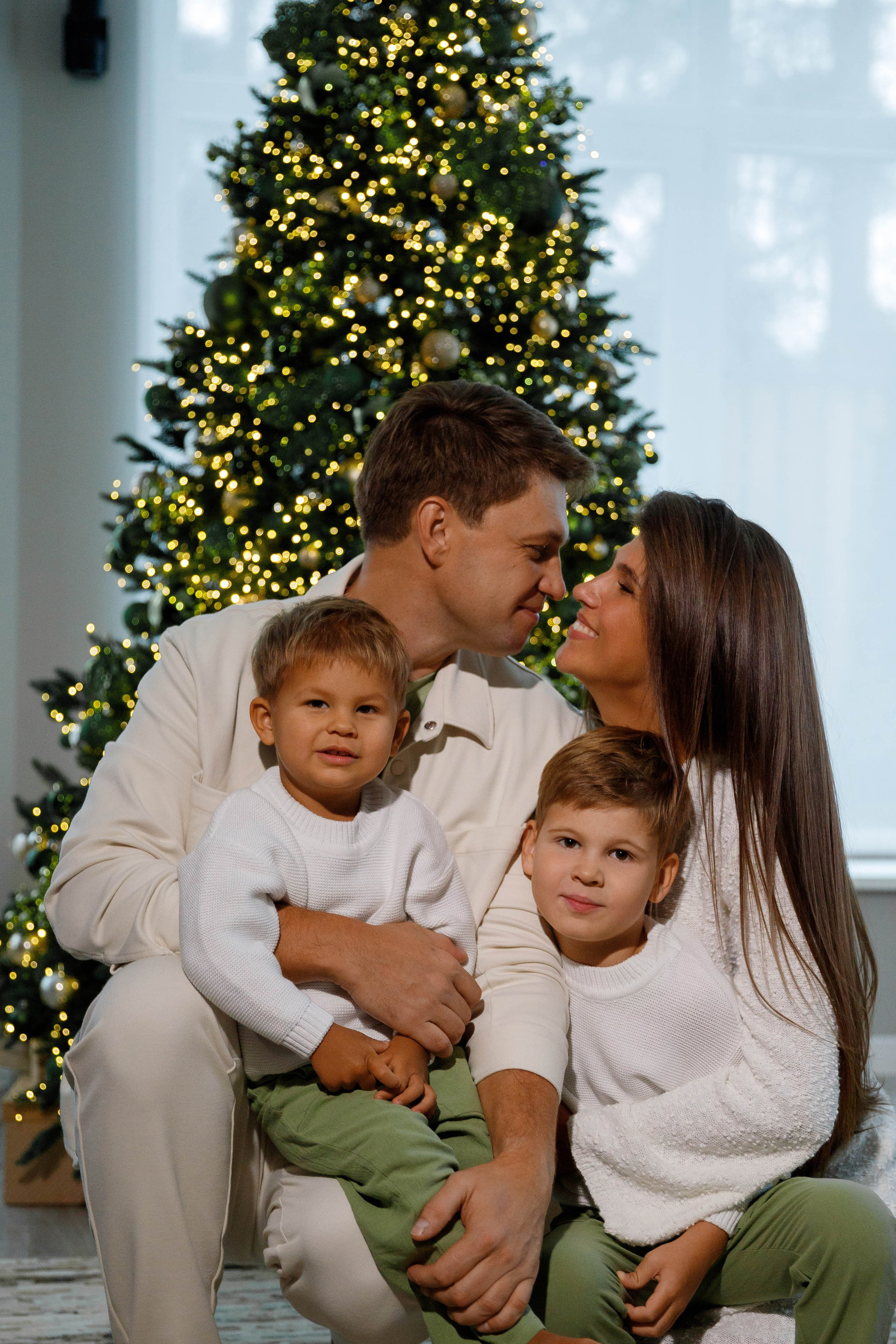 Семейная фотосессия дома. Фотограф Александра Сыщенко