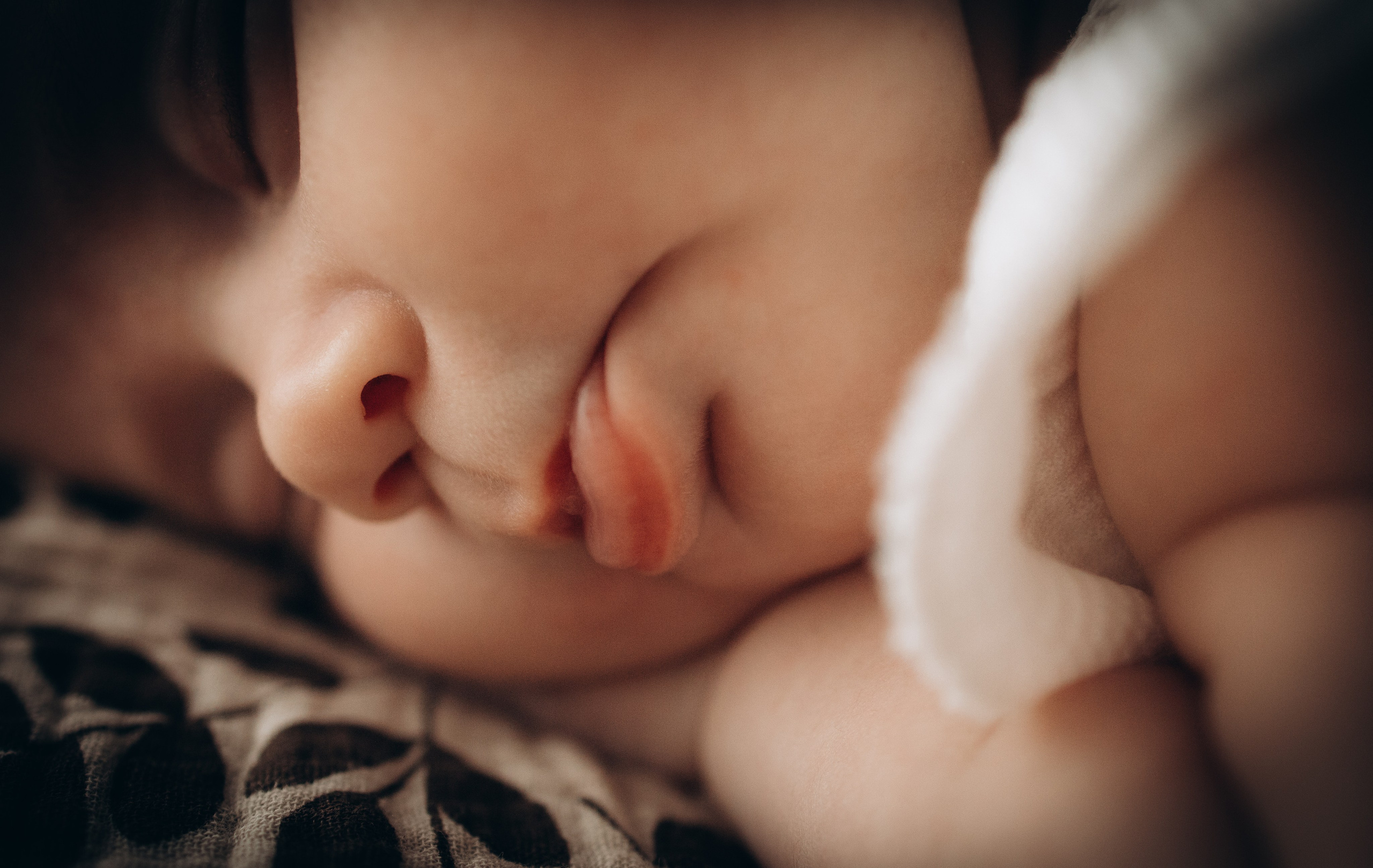 Фотограф новорожденных.Newborn.Домашняя фотосессия. Семейный и newborn lifestyle фотограф в Магнитогорске Ксения Соколова