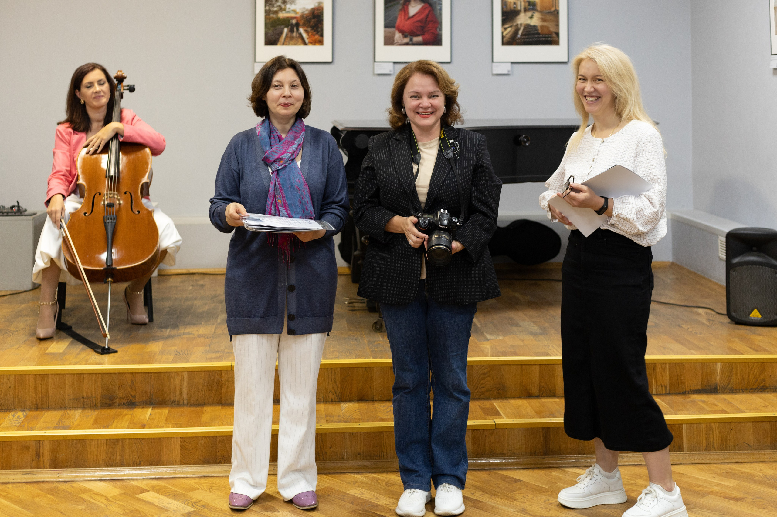 МОСКОВСКИЙ КАЛЕЙДОСКОП. Reportage, architectural, fine art photographer Lena Melnikova in Moscow