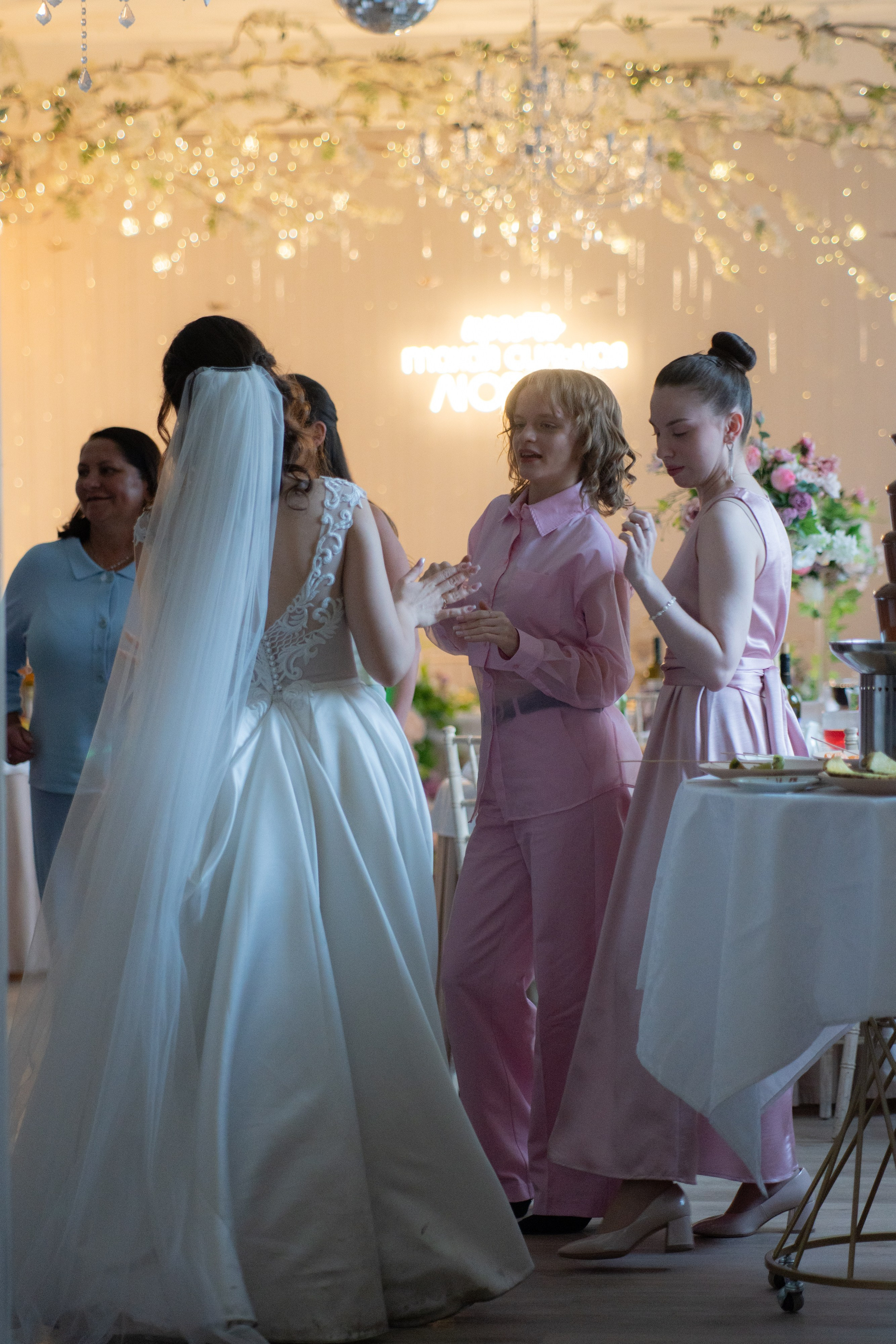 Полная свадьба, свадебная серия свадебного фотографа Александра Невского. Свадебный фотограф Александр Невский в Санкт-Петербурге