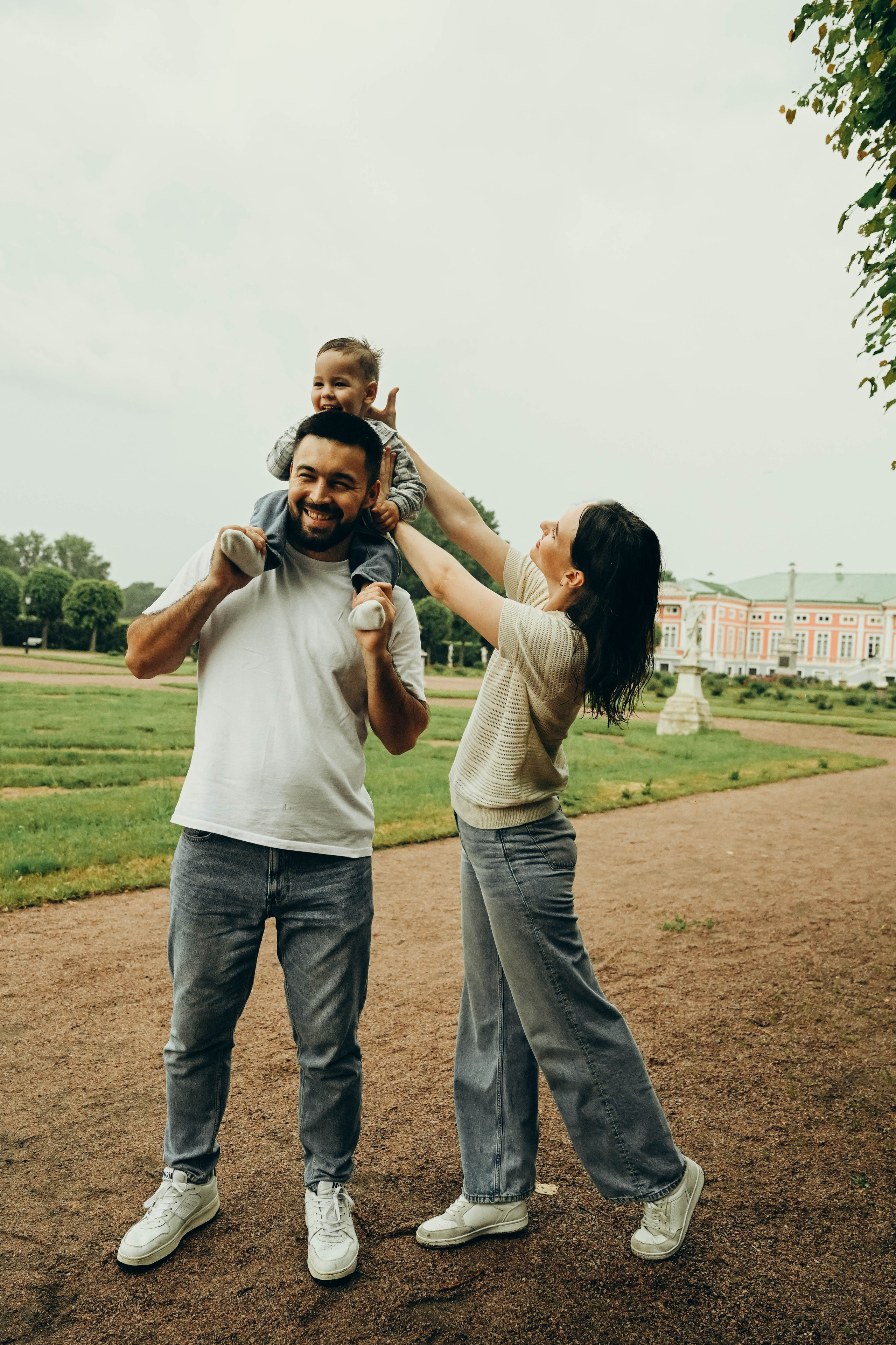 Большая семья в Кусково. Семейный фотограф в Москве Люберцах Ирина Вронская