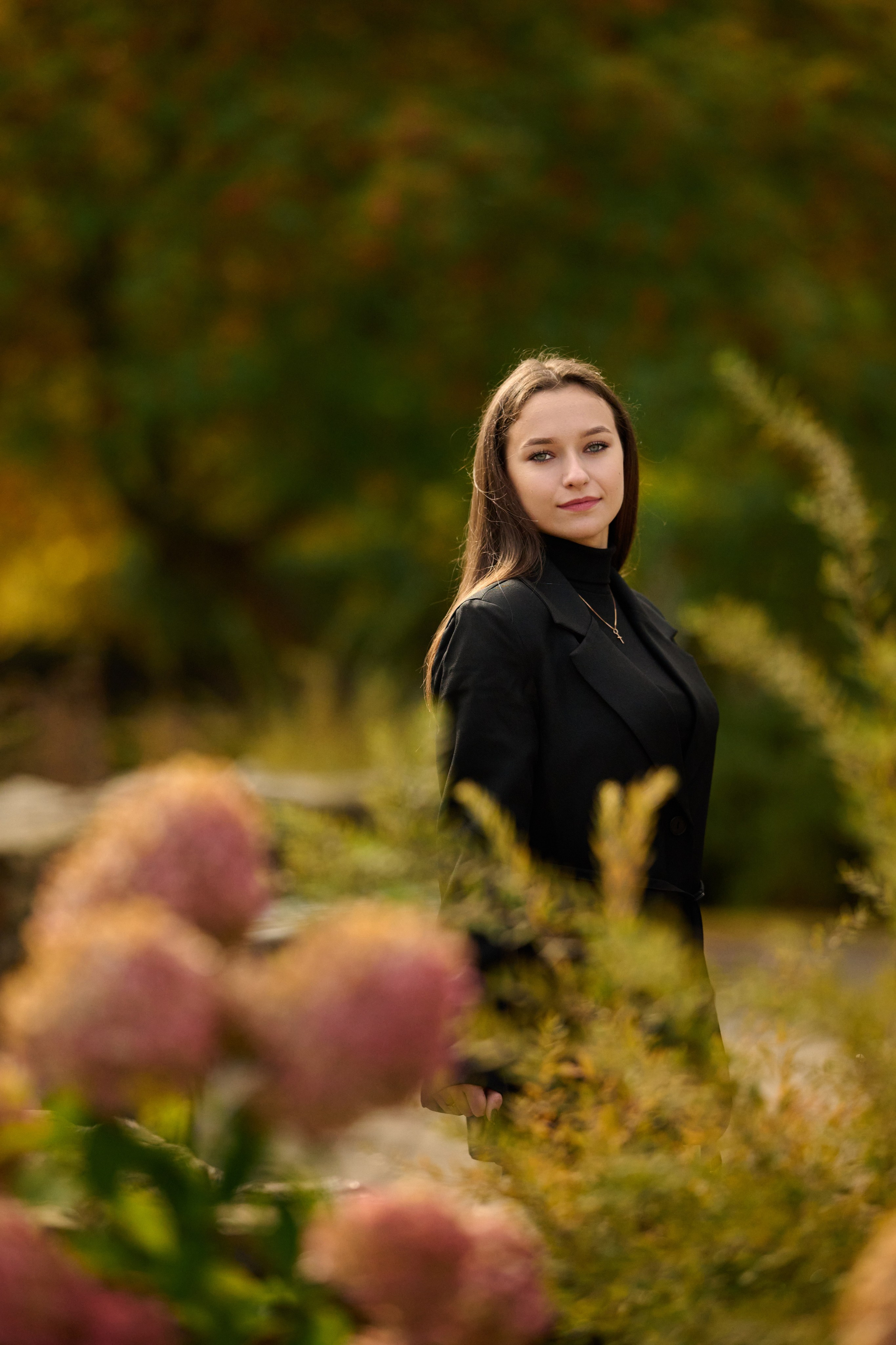 Фотосессия Елизаветы в красивых красках осени Старого Оскола. Профессиональный фотограф Старый Оскол, Губкин — свадьба, венчание, крещение, юбилей и день рождения