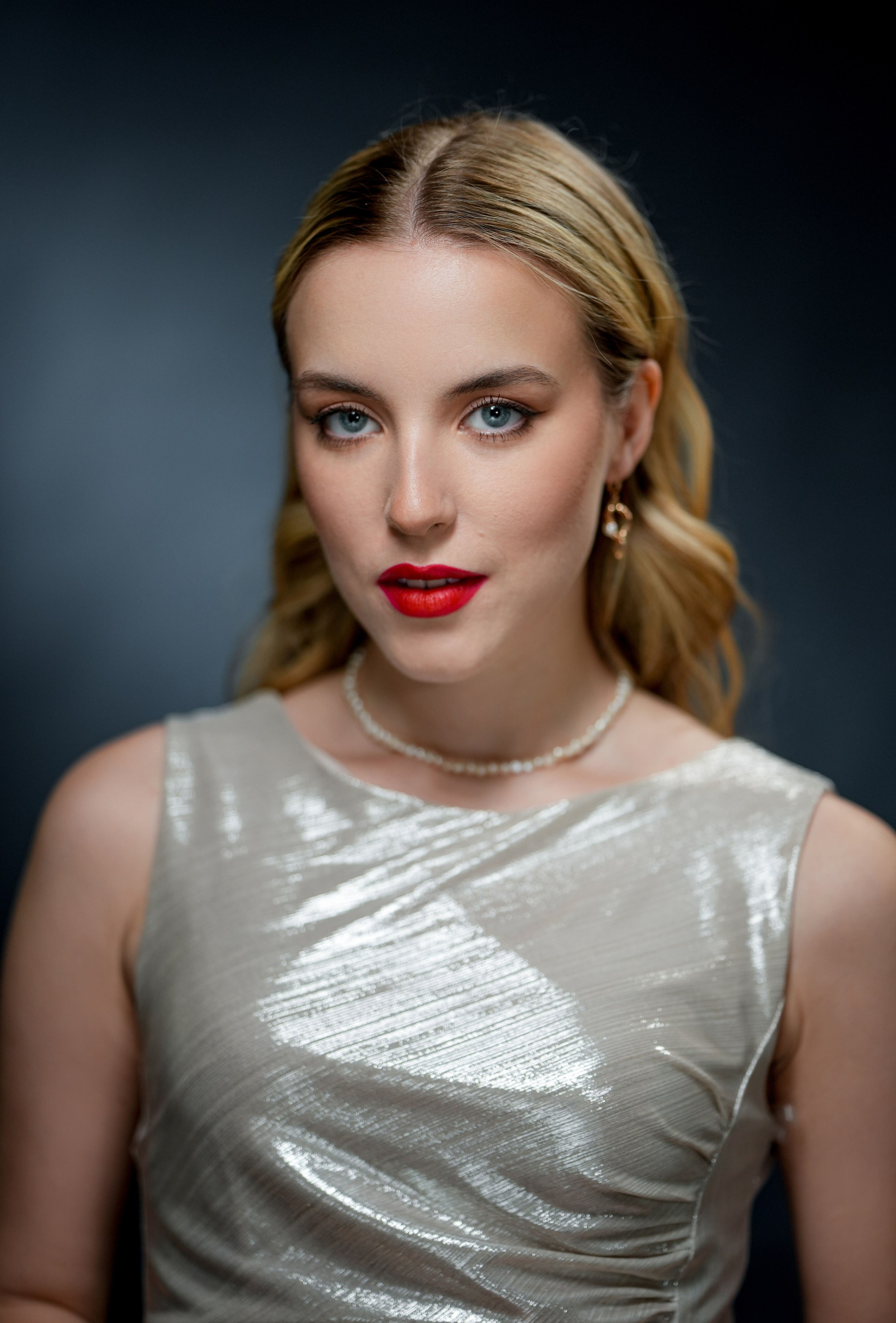 Актриса Полина Долгова. Портретная съемка в Москве, студийный фотограф Игорь Фомин