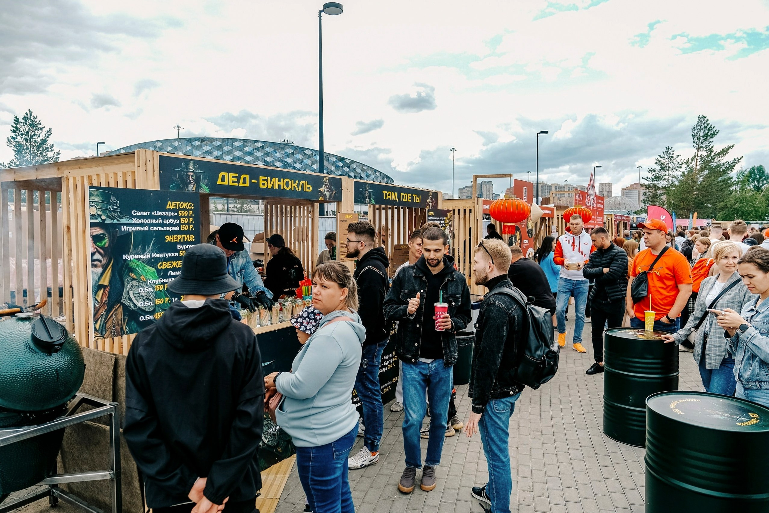 VK Фест 2024. #фотокаквкино | Фотографирую людей