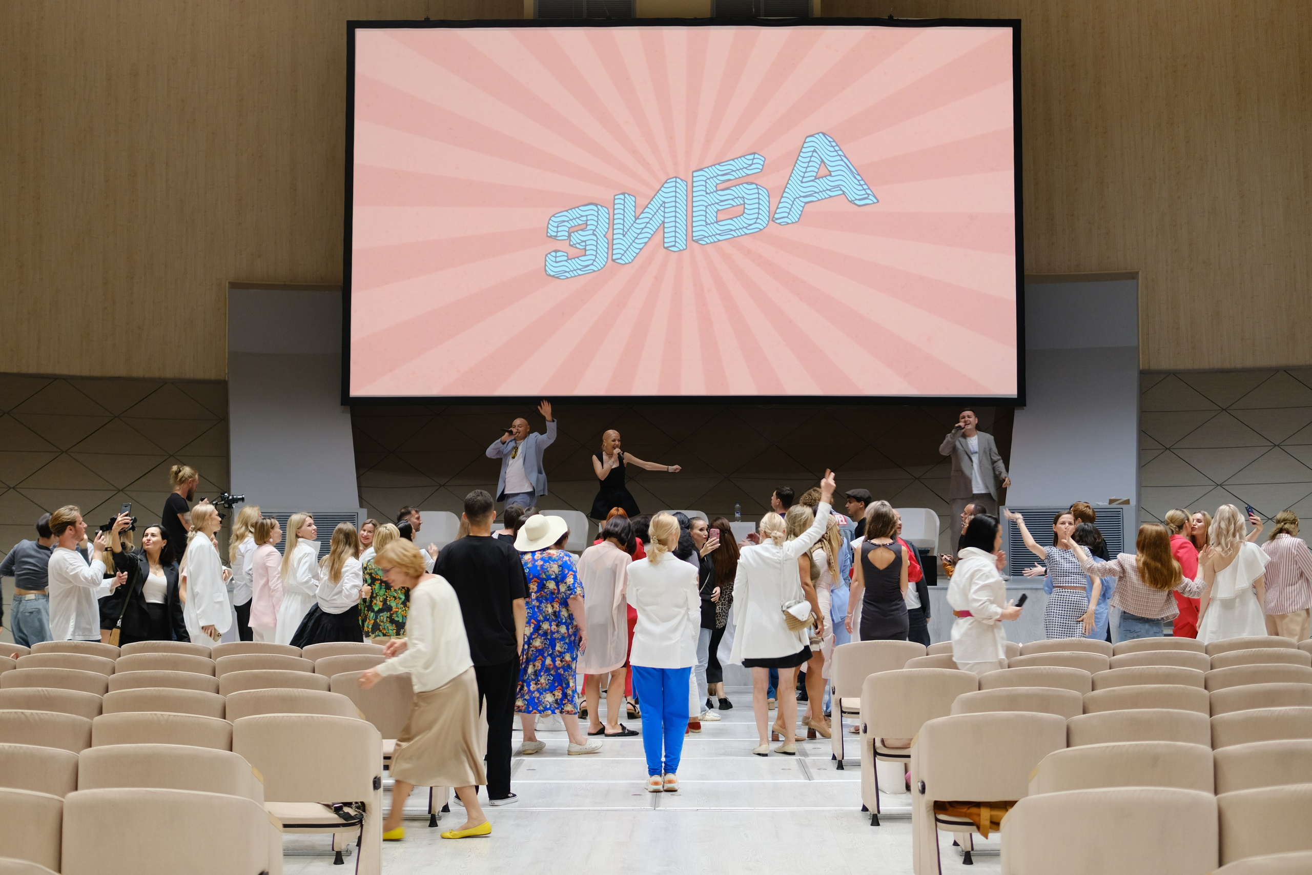 BRUSNIKA_Birthday. Индивидуальная фотосъёмка в Москве. Фотограф Василиса Тарасова