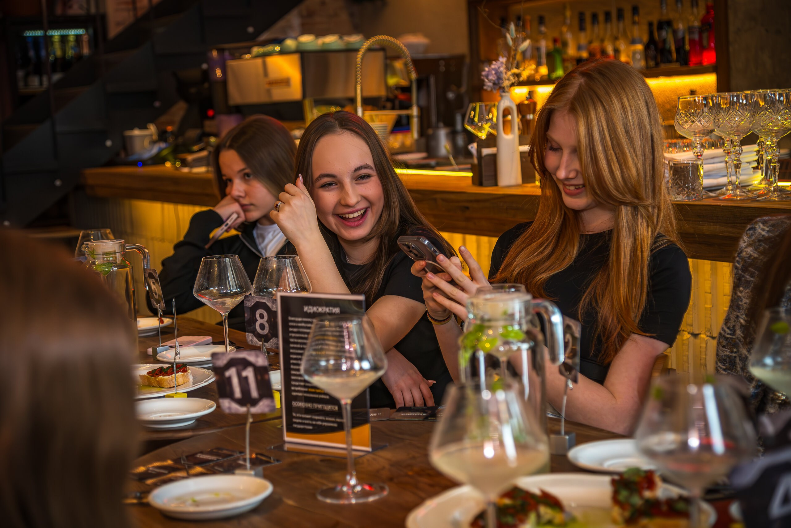 Репортажный фотограф на День рождения. г.Москва, от 5000р/час. Интерьерный & Репортажный фотограф Озеров Денис, г. Москва