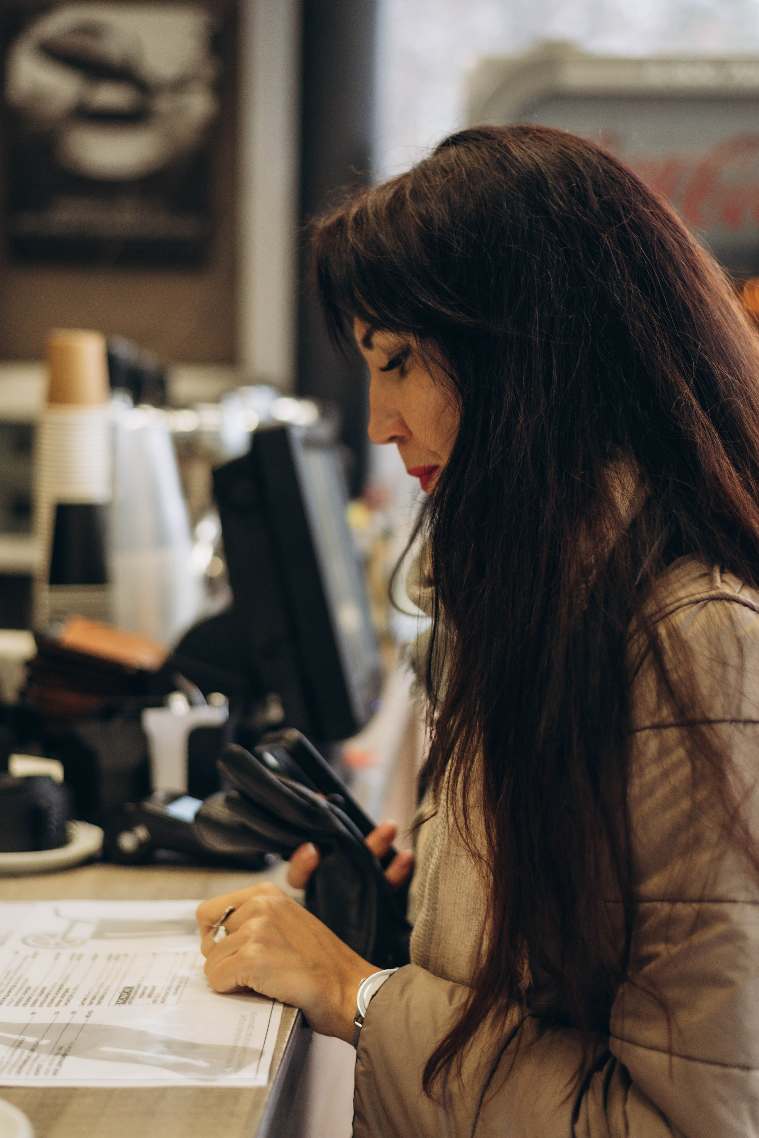 Прогулочная фотоссесия для девушки в парке. Семейный фотограф в Железнодорожном Масаева Елена