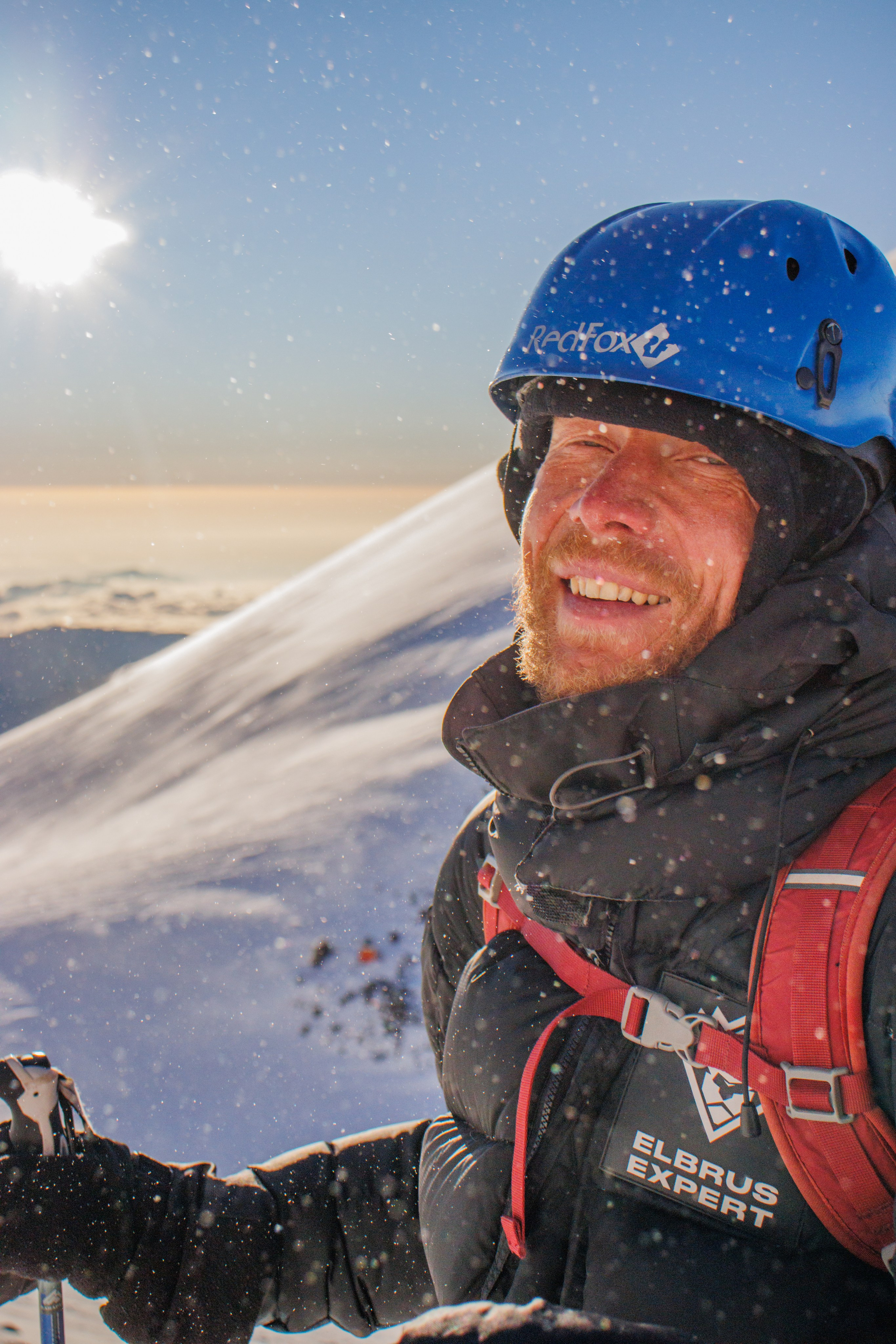 Эльбрус / восхождение. Фотограф на трекинг и восхождение Эльбрус, Приэльбрусье. Елизавета Бобок