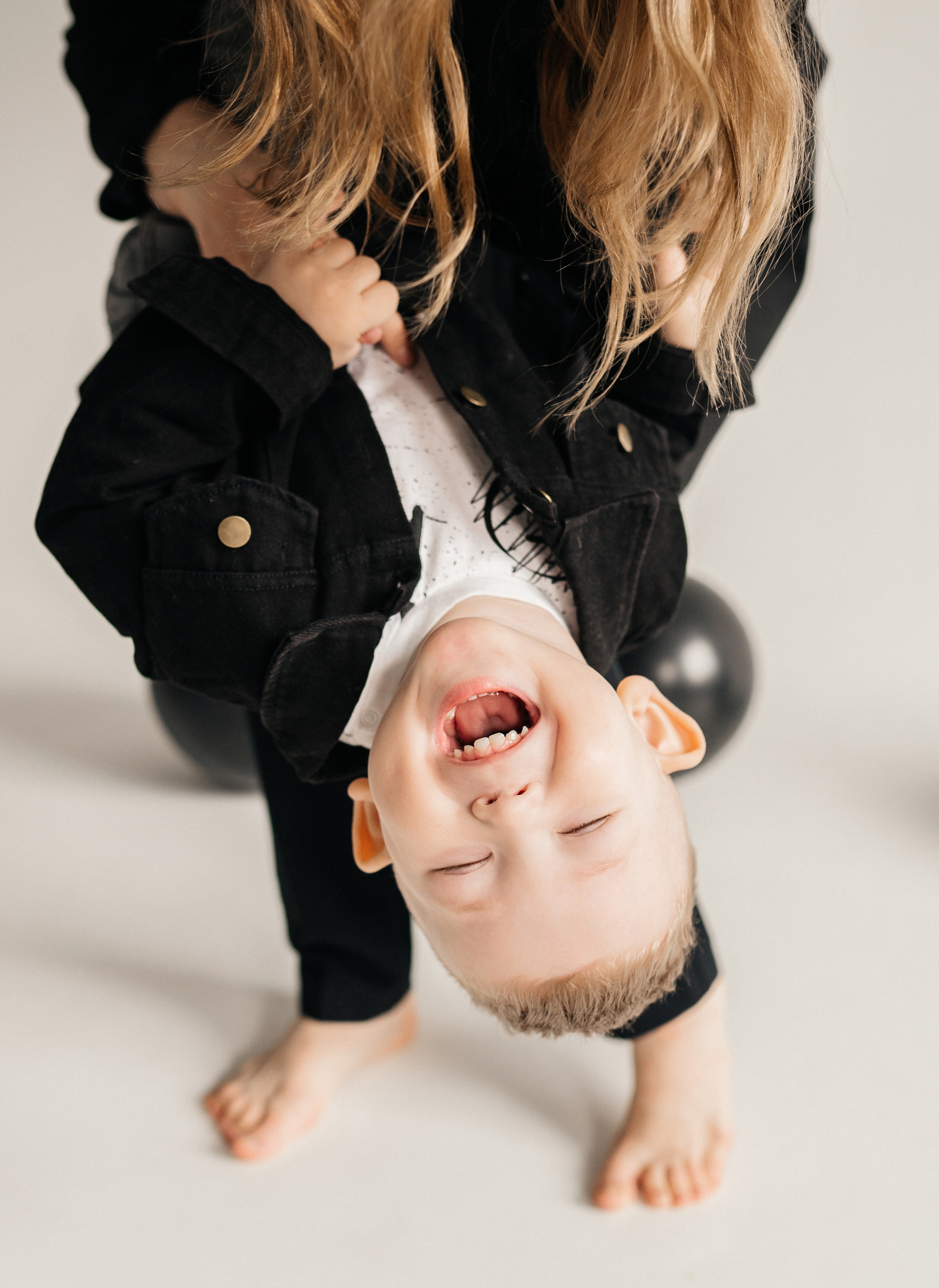 Мише 2 года. Семейный фотограф в Тюмени  Утенкова Юлия