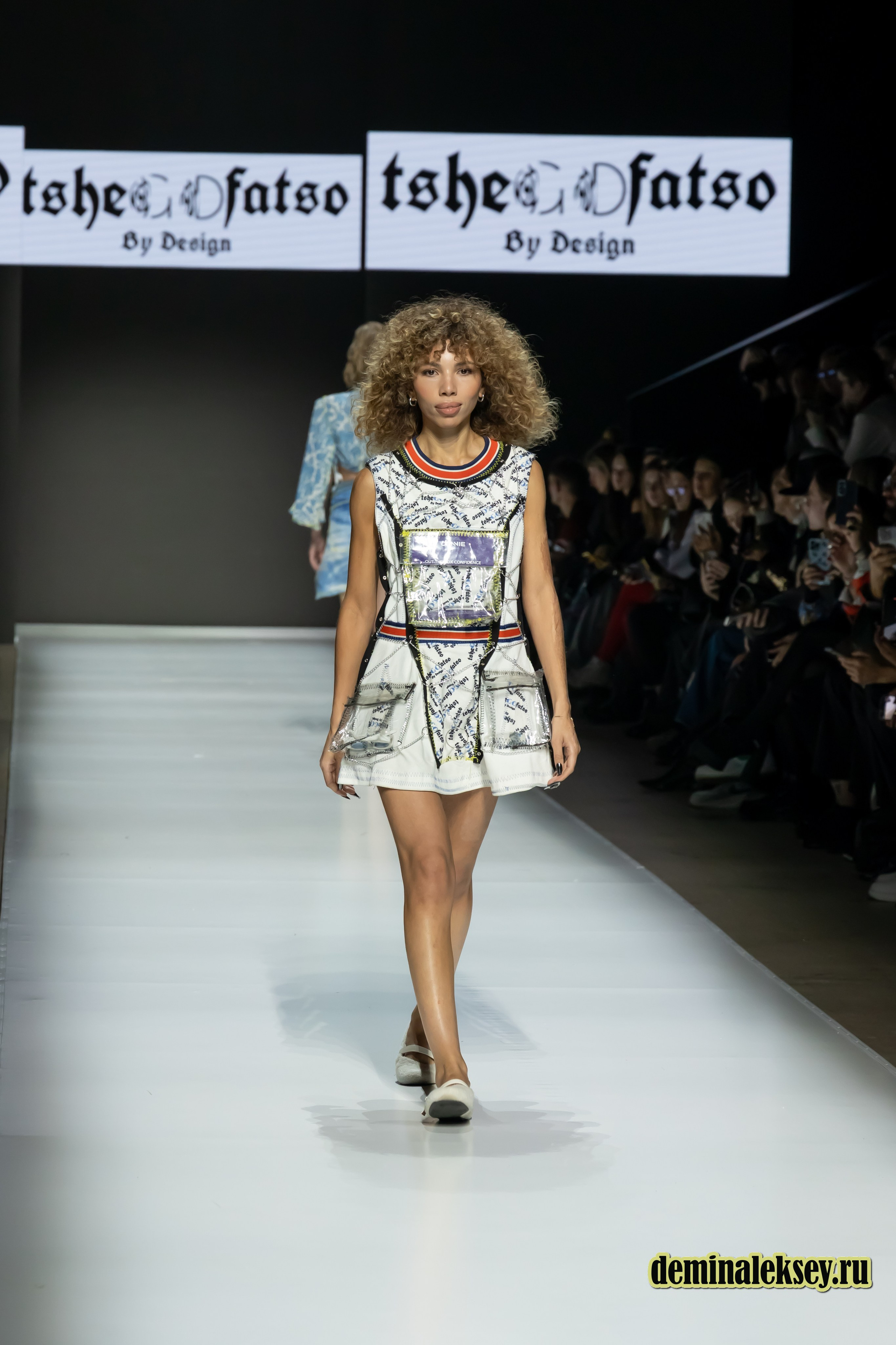 Московская неделя моды 2024 9 октября дизайнер Tshegofatso by design. Репортажный, семейный и студийный фотограф в Москве Демин Алексей