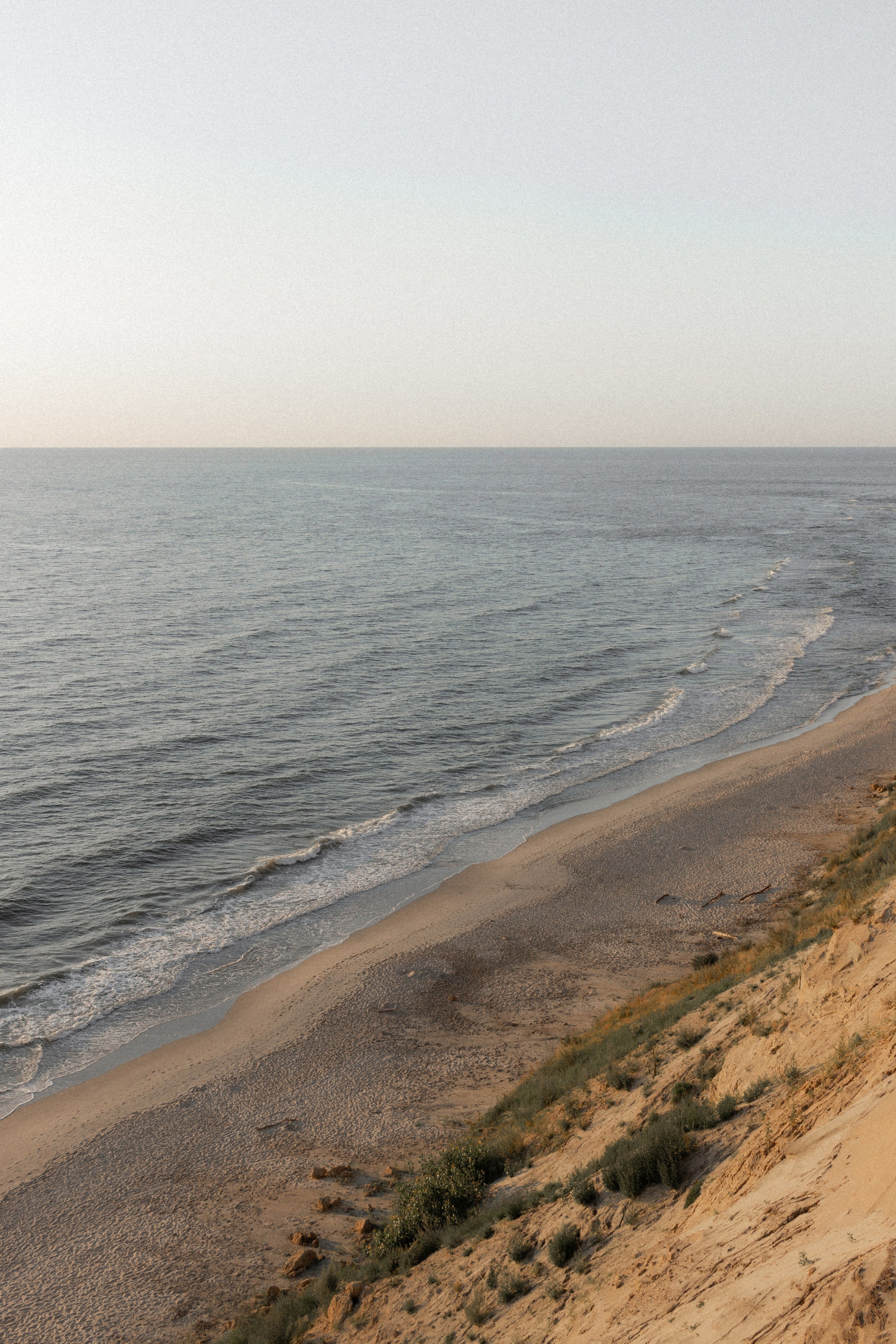 Киношная парная фотосессия на море в Калининграде / Донское. Портретный фотограф в Калининграде Рита Холодова