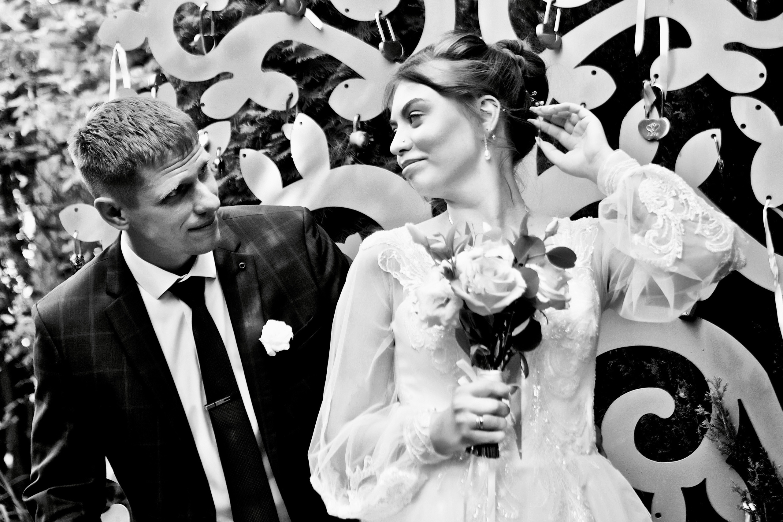 Свадебная фотосессия в Раменском недорого. Свадебный и семейный фотограф-Королева Натали/Раменское-Жуковский-Москва/тел.+7 (985) 153-75-43