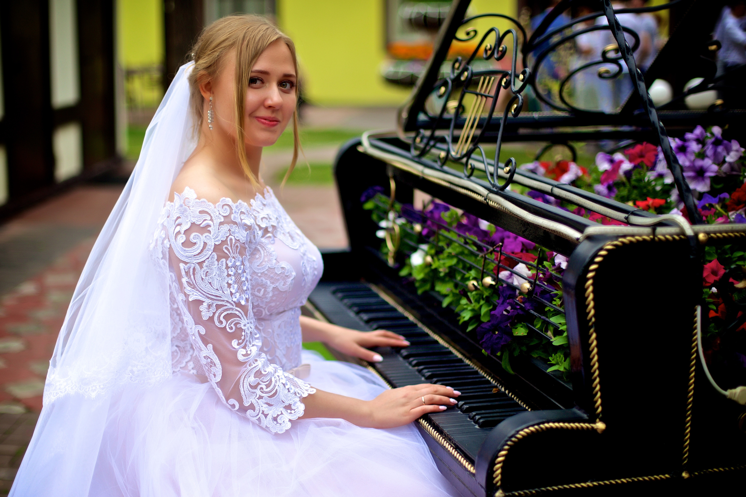 Антон и Виктория 15 06. Свадебный и семейный фотограф-Королева Натали/Раменское-Жуковский-Москва/тел.+7 (985) 153-75-43