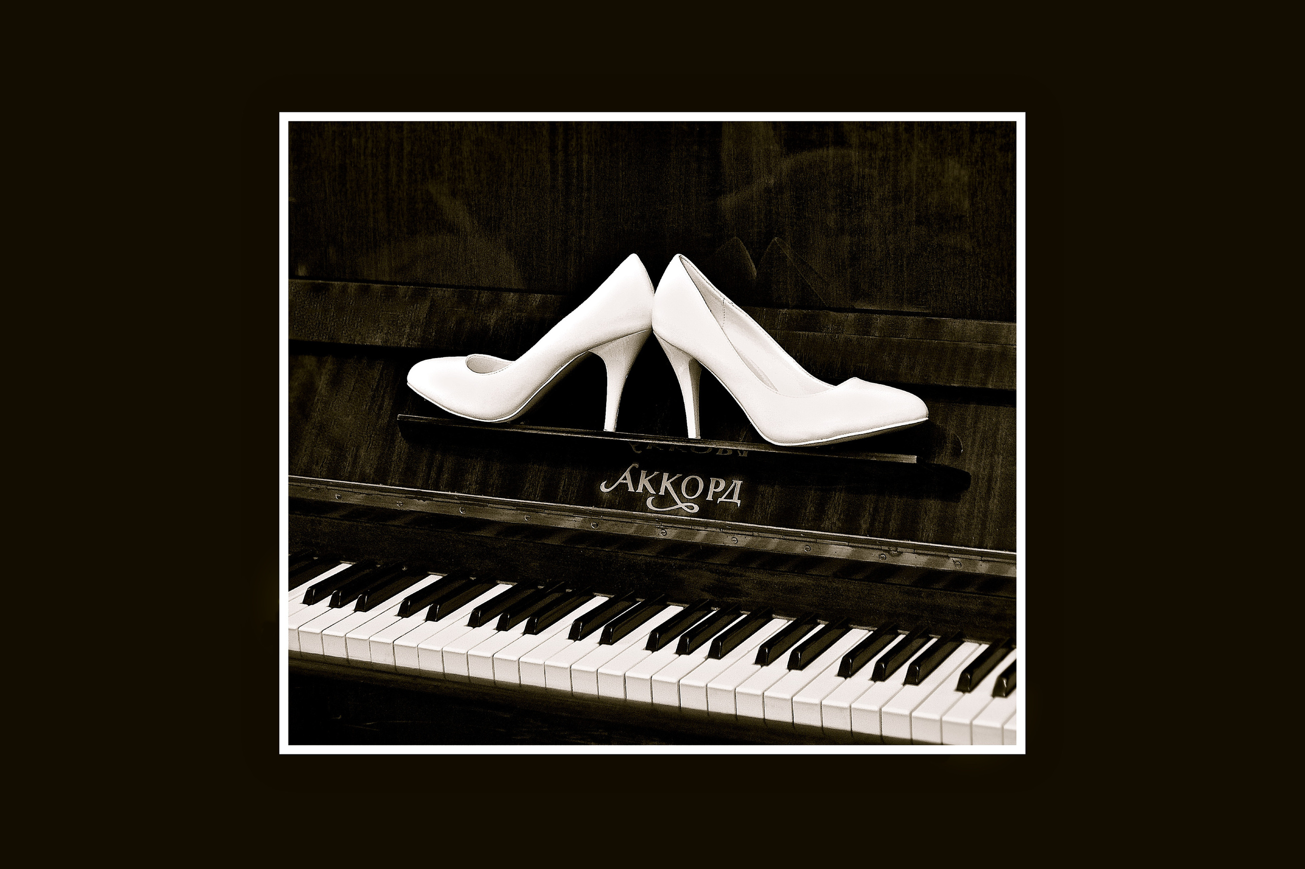 Свадебная фотосессия в Раменском недорого. Свадебный и семейный фотограф-Королева Натали/Раменское-Жуковский-Москва/тел.+7 (985) 153-75-43