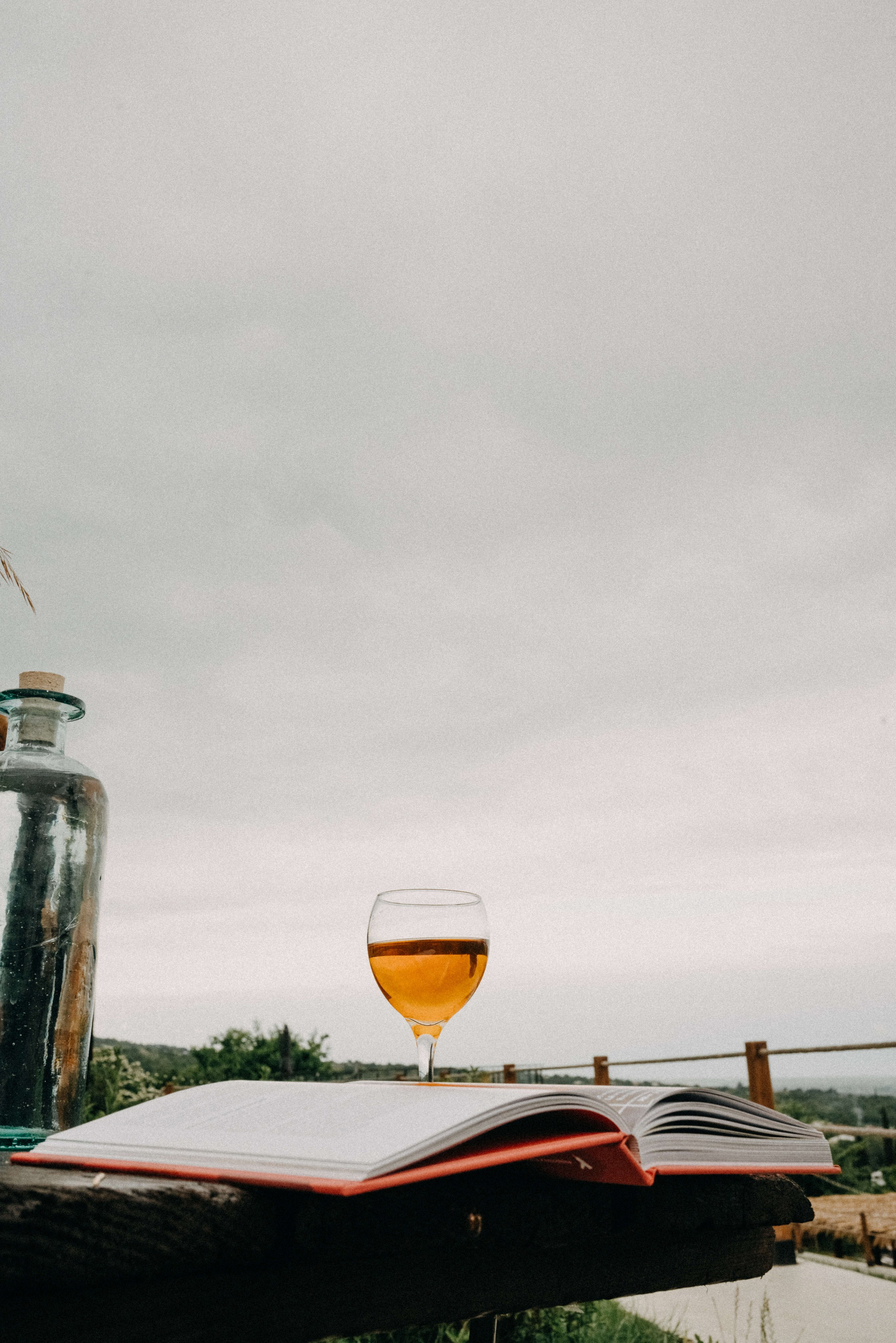 Предметная съемка для винодельни. Портретный и свадебный фотограф в Тбилиси • xeniqo