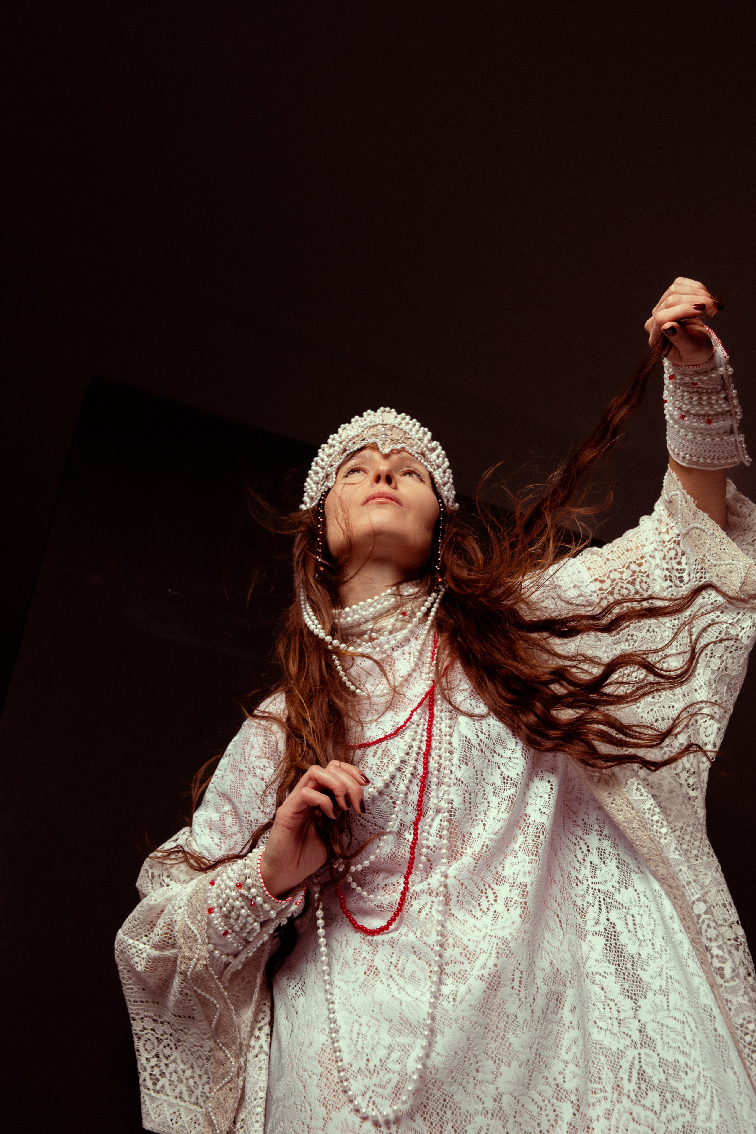 Наталья в образе Царевны — Лебедь. Детский и семейный фотограф в Твери Анастасия Соловьева