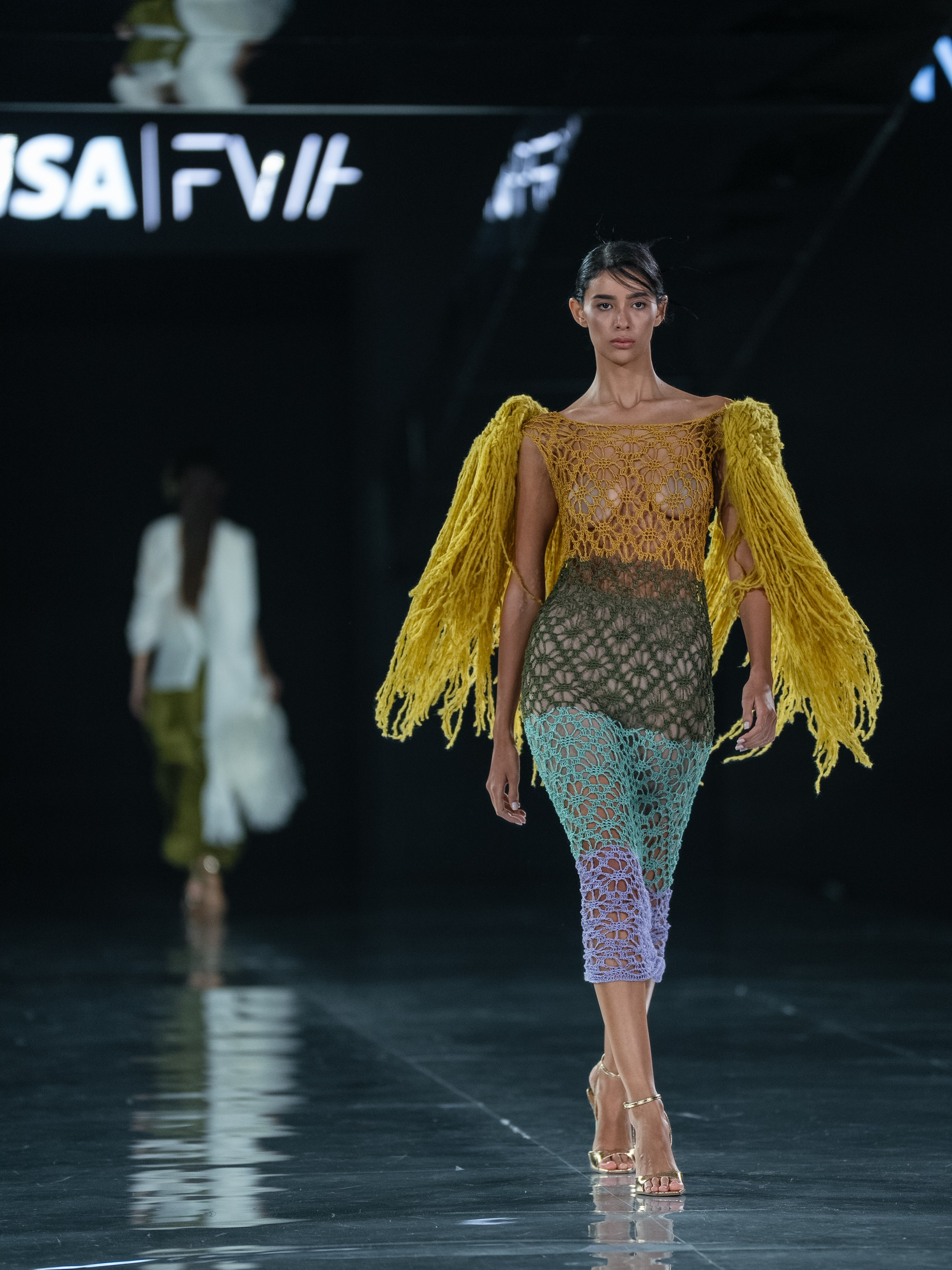 Visa Fashion Week Pre-Fall Mariko. Сайт Алматинского НЮ АРТ, будуар и фэшн фотографа Дениса Карпенко