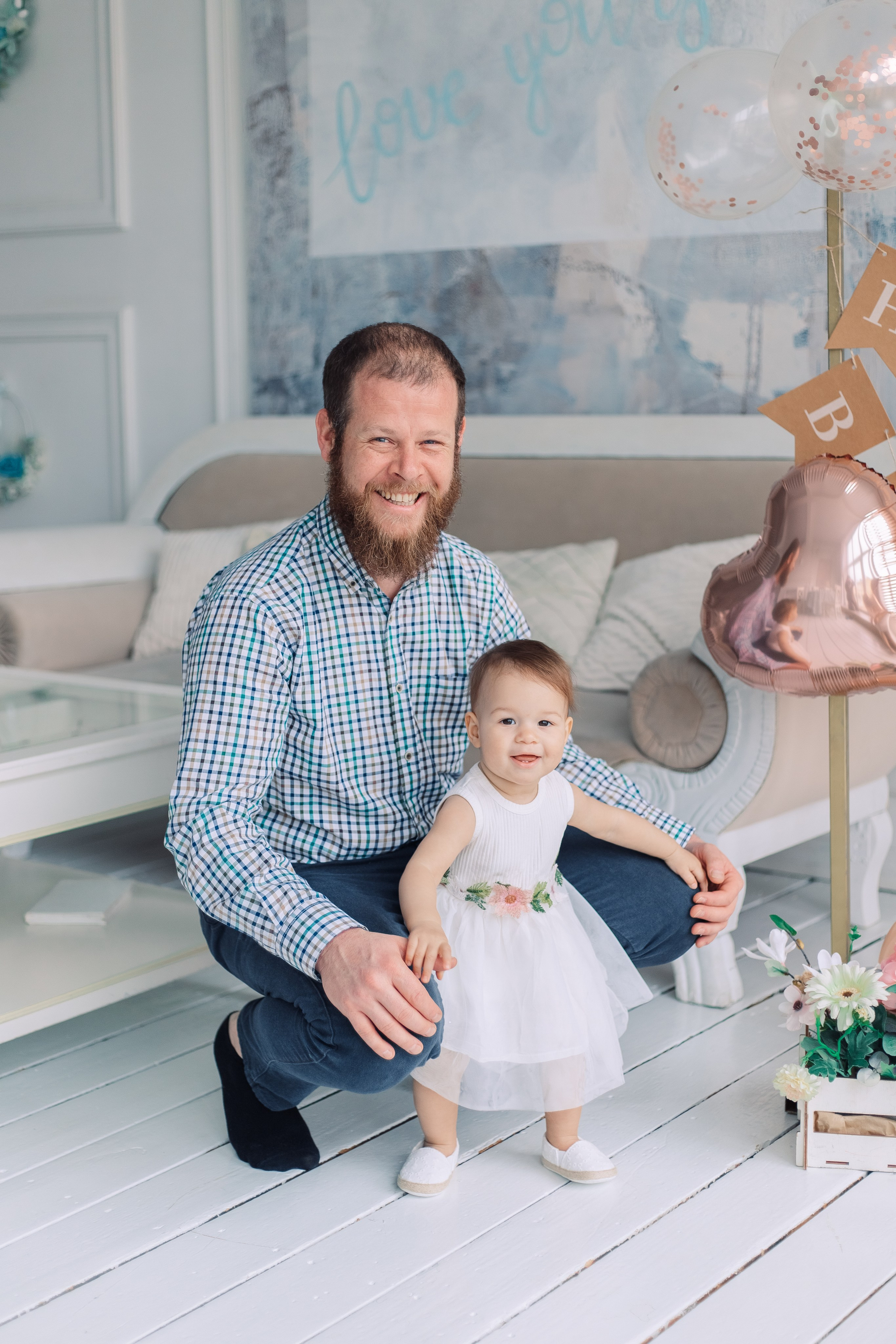 Семейная фотосессия первый тортик для малышки в фотостудии. Фотограф в Санкт-Петербурге, Анна Скворцова