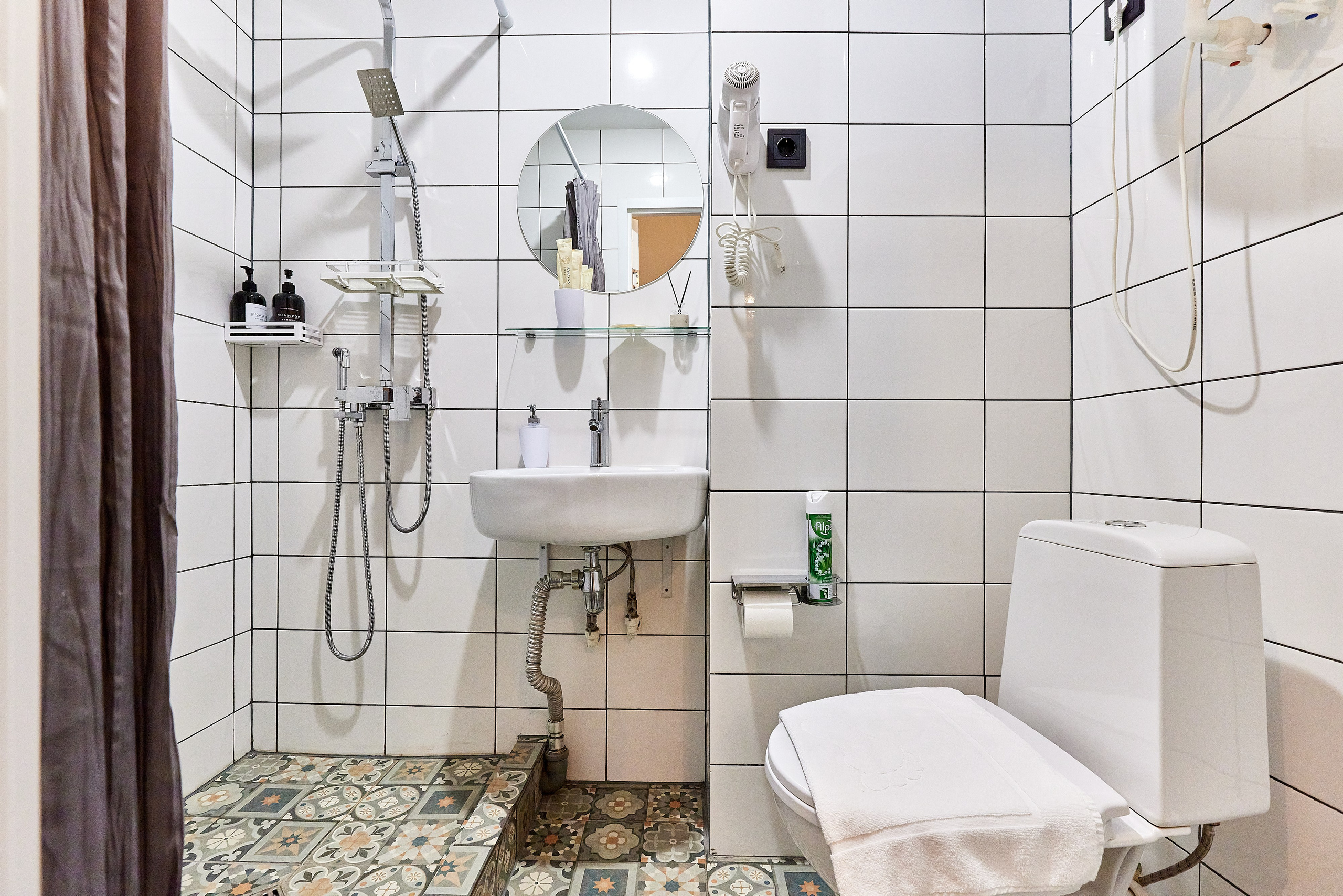 Мини-отель Критик отдыхает на Разъезжей улице. Фотограф Анастасия Леонтьева Санкт-Петербург