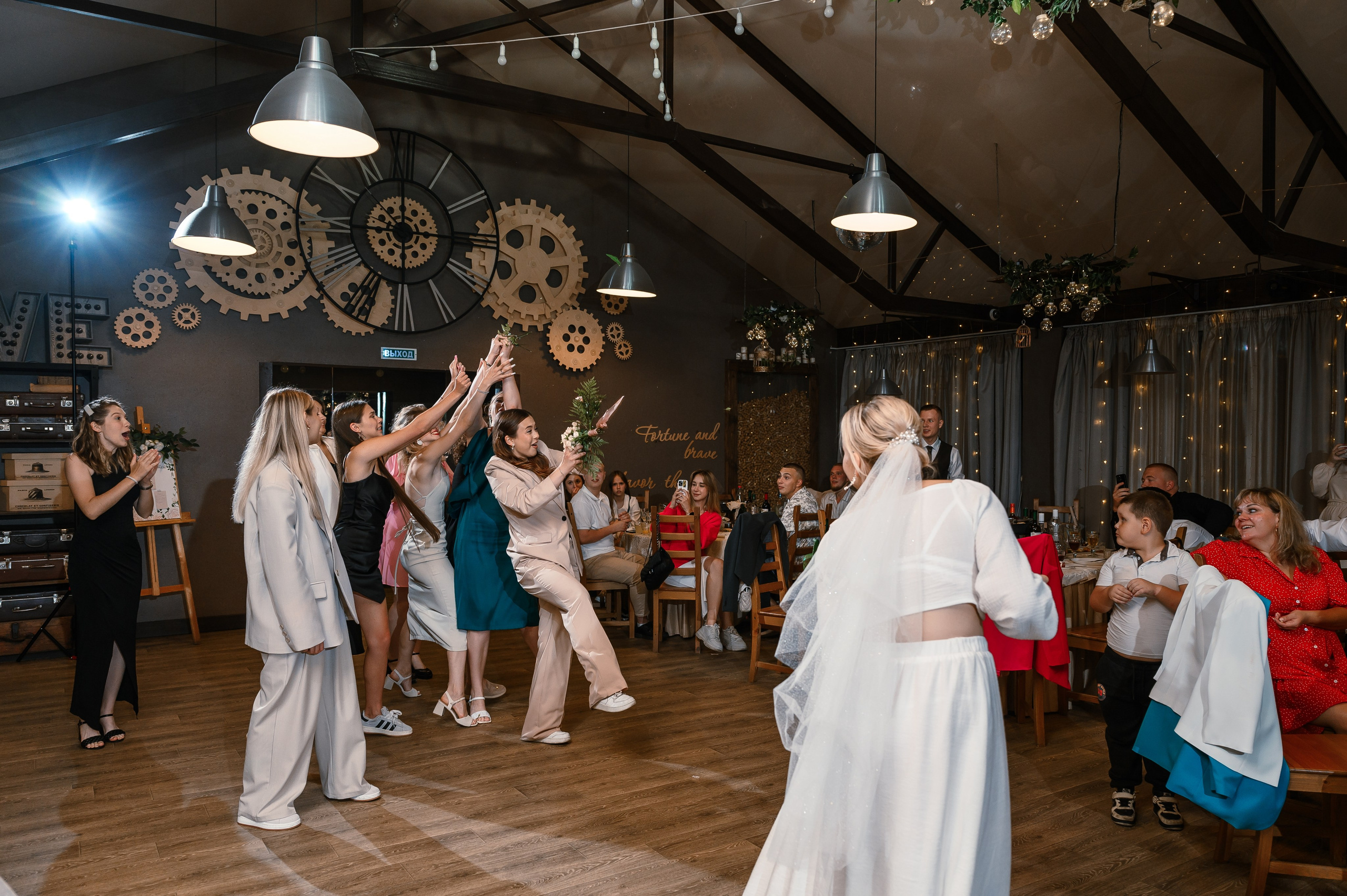 Weddings. Wedding and family photographer USA