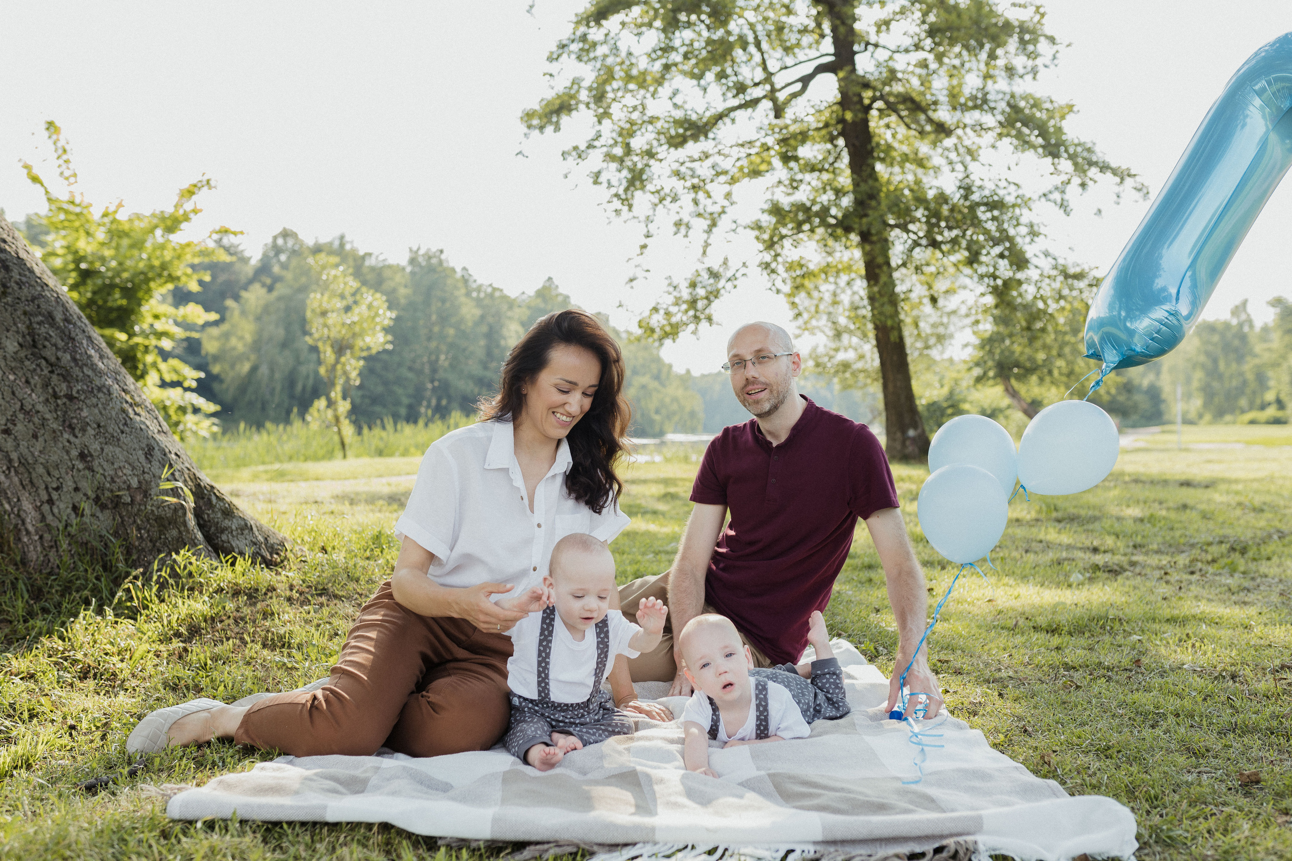 Семейная фотосессия в студии в Москве, семейный фотограф Анна Полушина. Свадебный фотограф в Москве Анна Полушина