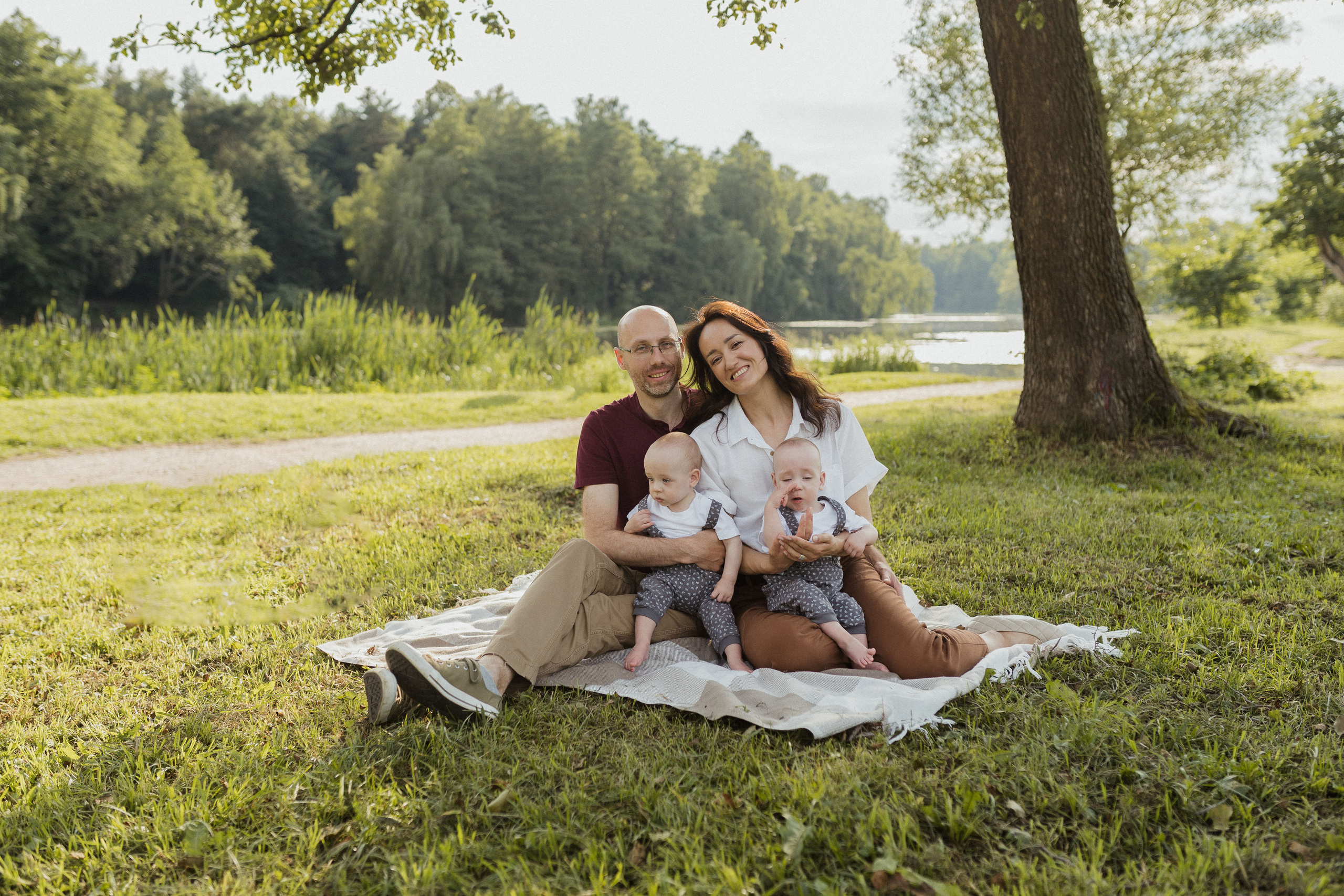 Семейная фотосессия в студии в Москве, семейный фотограф Анна Полушина. Свадебный фотограф в Москве Анна Полушина