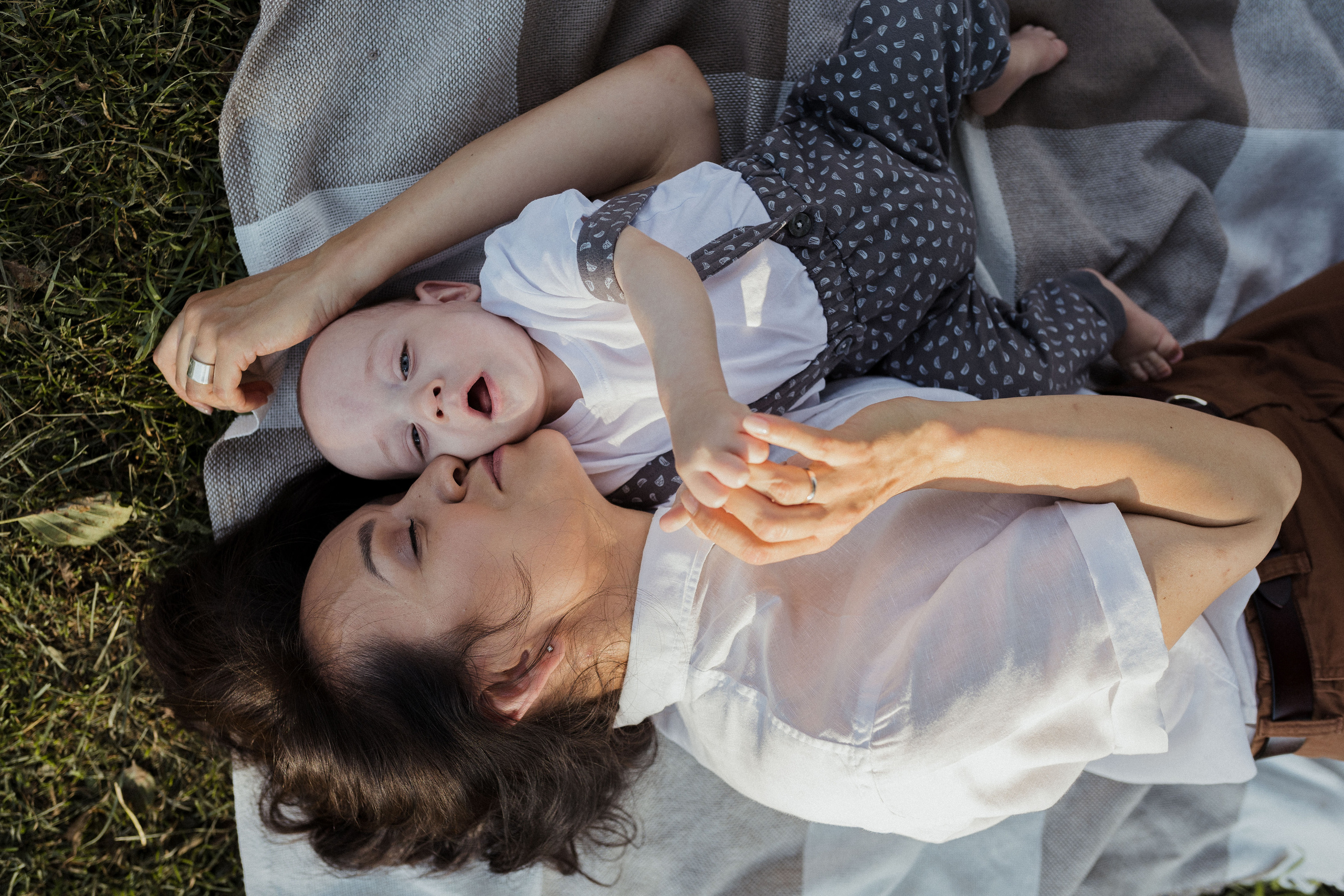 Семейная фотосессия в студии в Москве, семейный фотограф Анна Полушина. Свадебный фотограф в Москве Анна Полушина