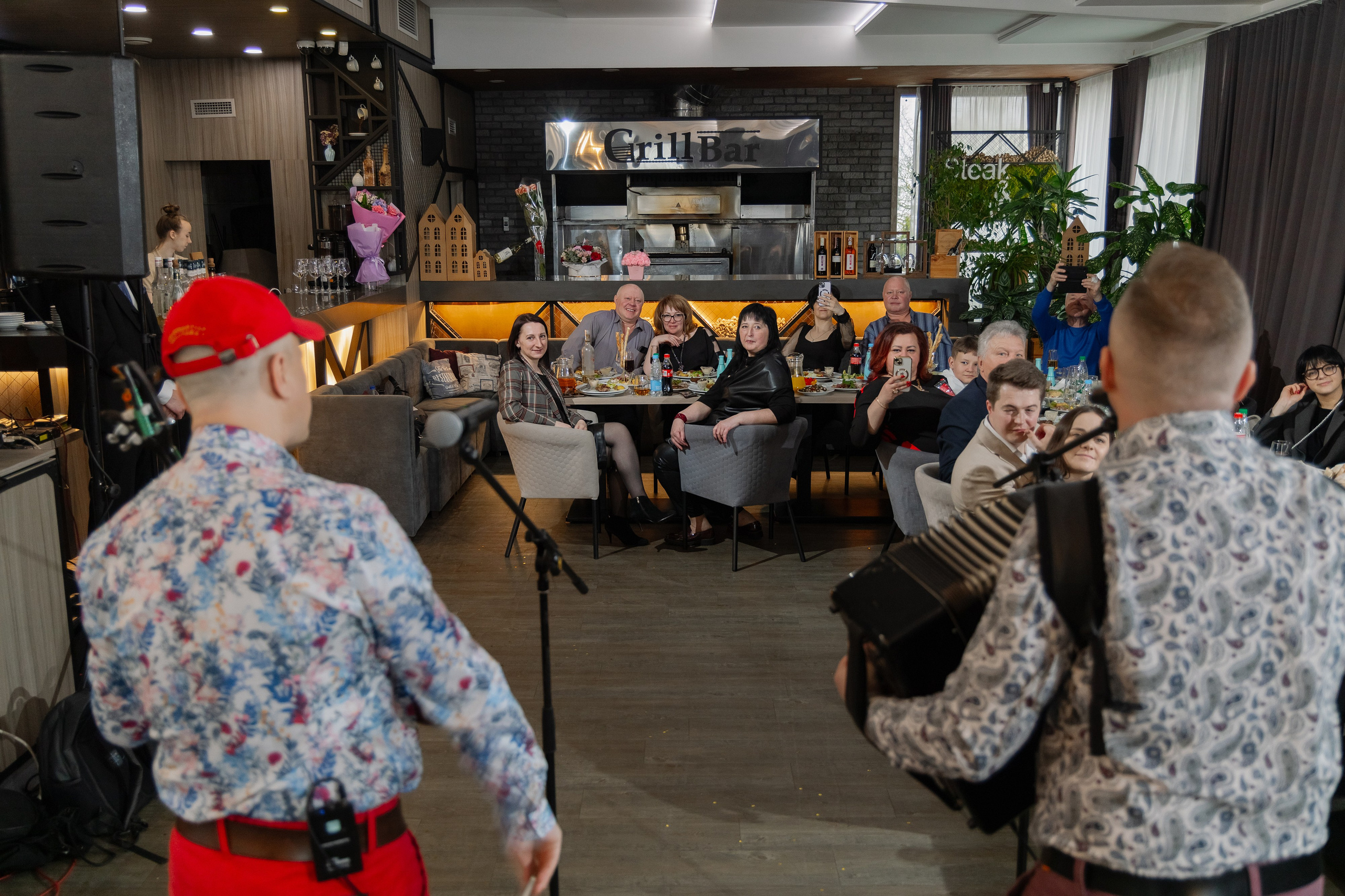 Фотосъемка юбилея в кафе BALDENINI в Минске. Свадебный фотограф в Минске/Беларуси Сергей Спиридонов