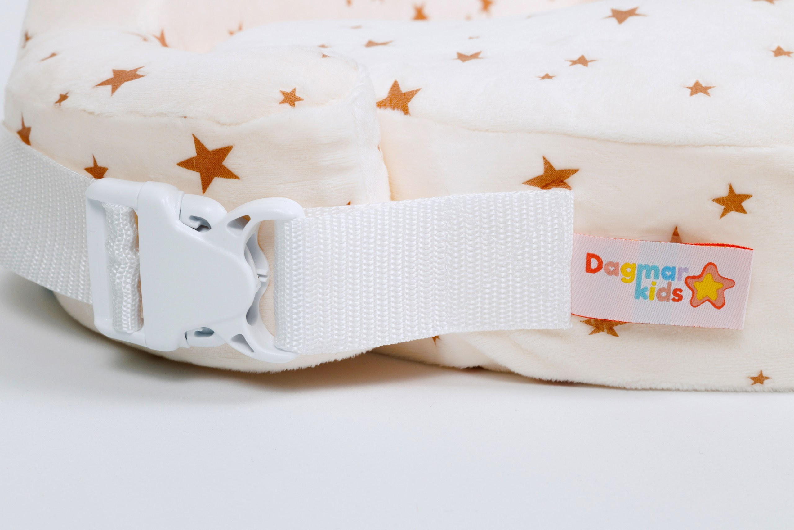 Дагмар поролон. Фотограф Алексей Зозин в Москве