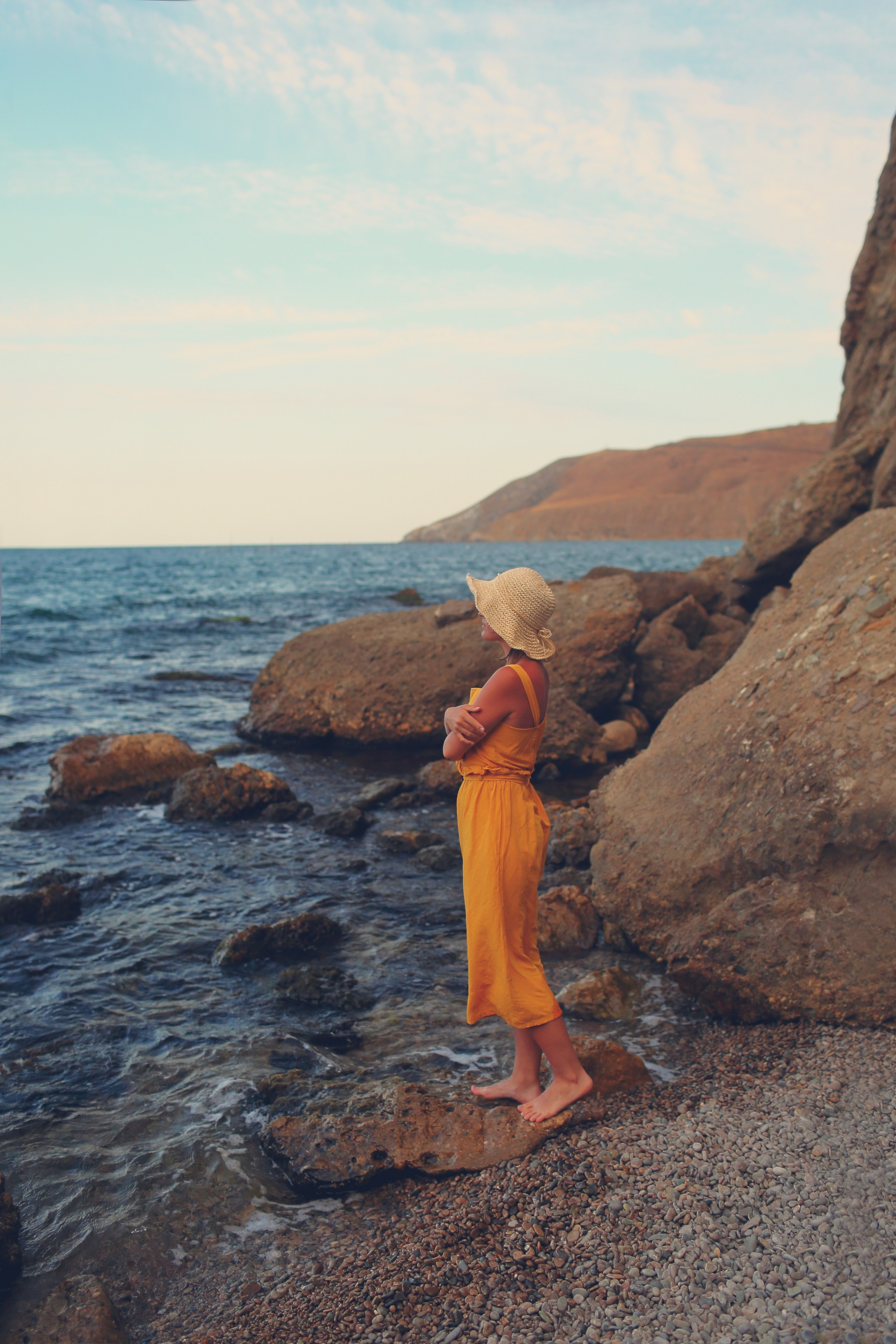 Фотосессия девушки в Крыму на море. Свадебный и репортажный фотограф в Ярославле и Санкт-Петербурге Роман Микрюков