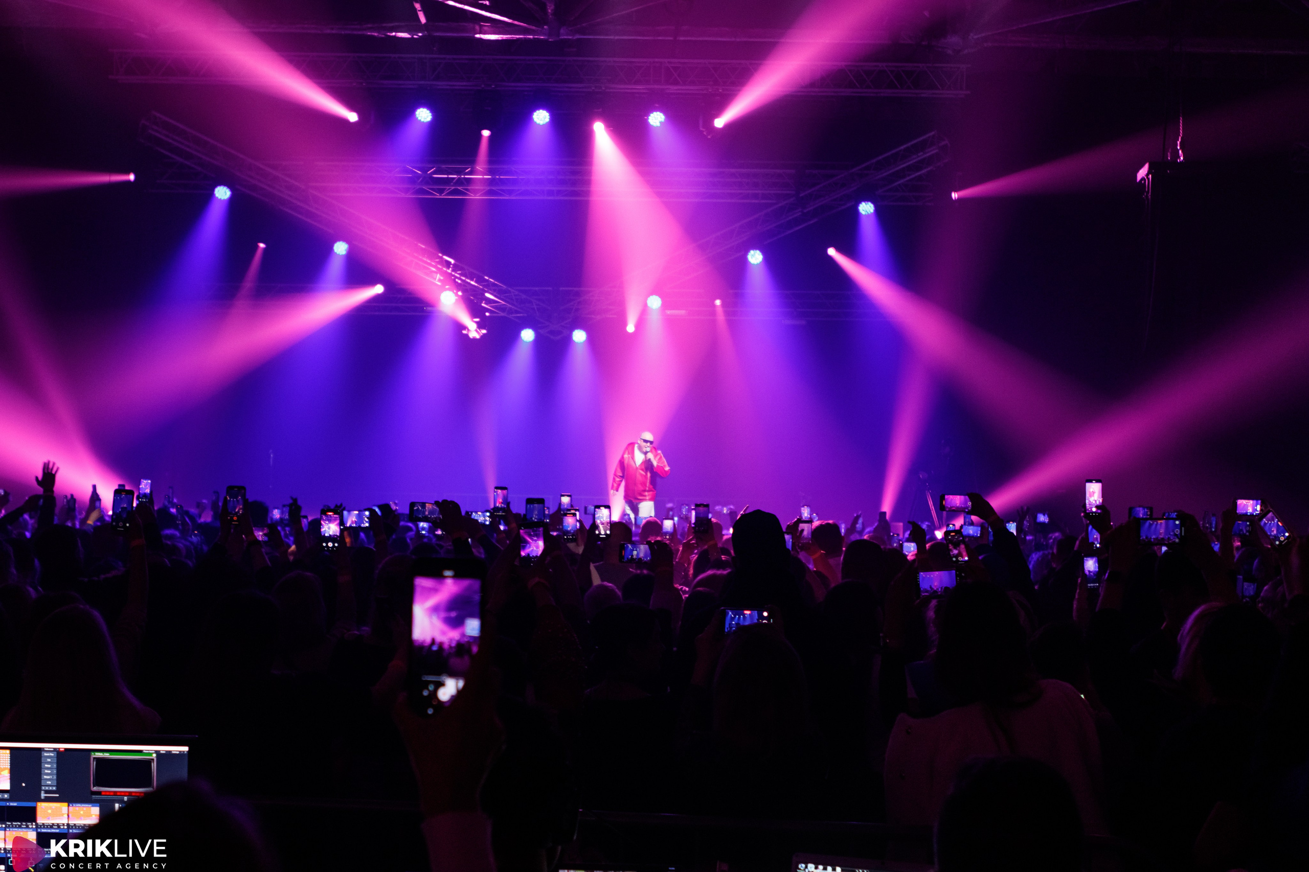 Дискач 90-х. Портретный и пейзажный фотограф Никита Павлов