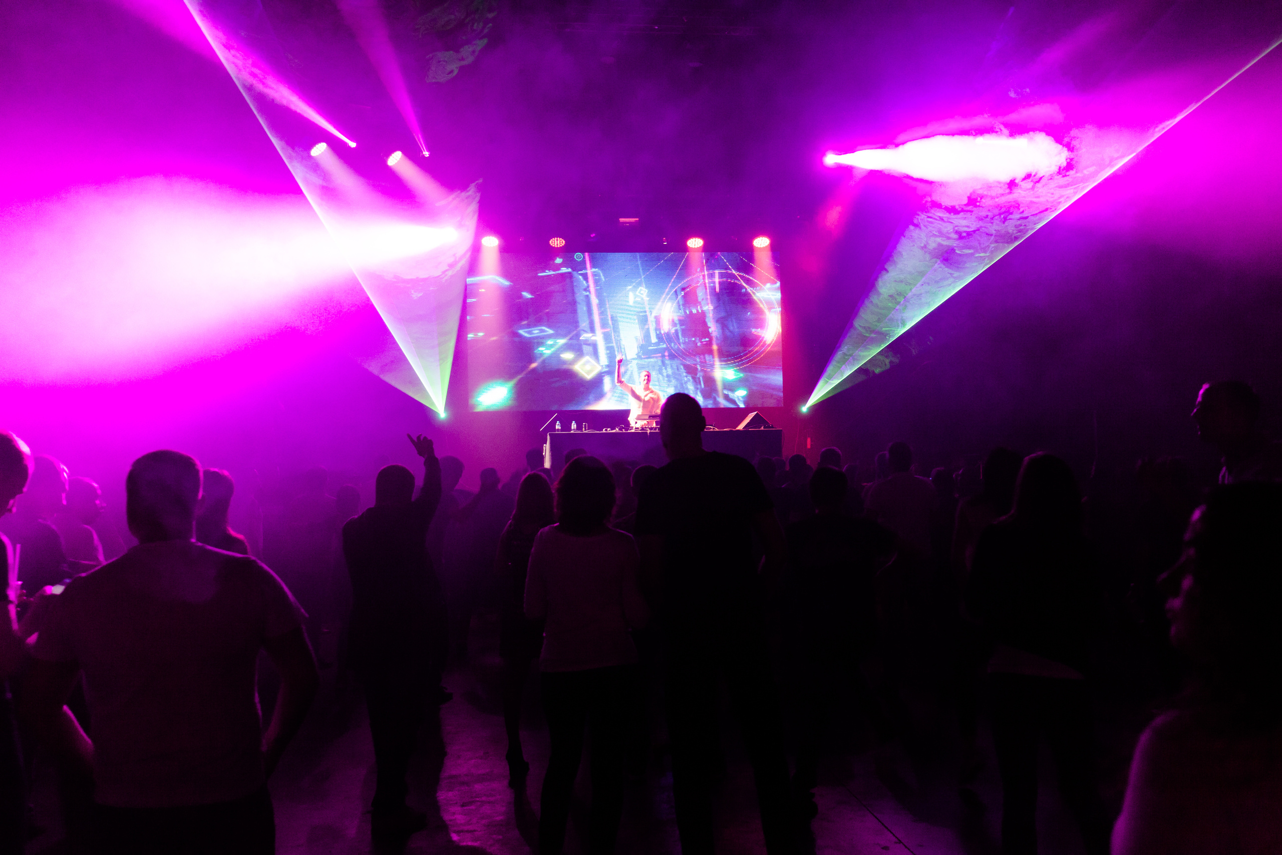 TRANCE UNIVERSE. Свадебный и репортажный фотограф Виталий Кислицын