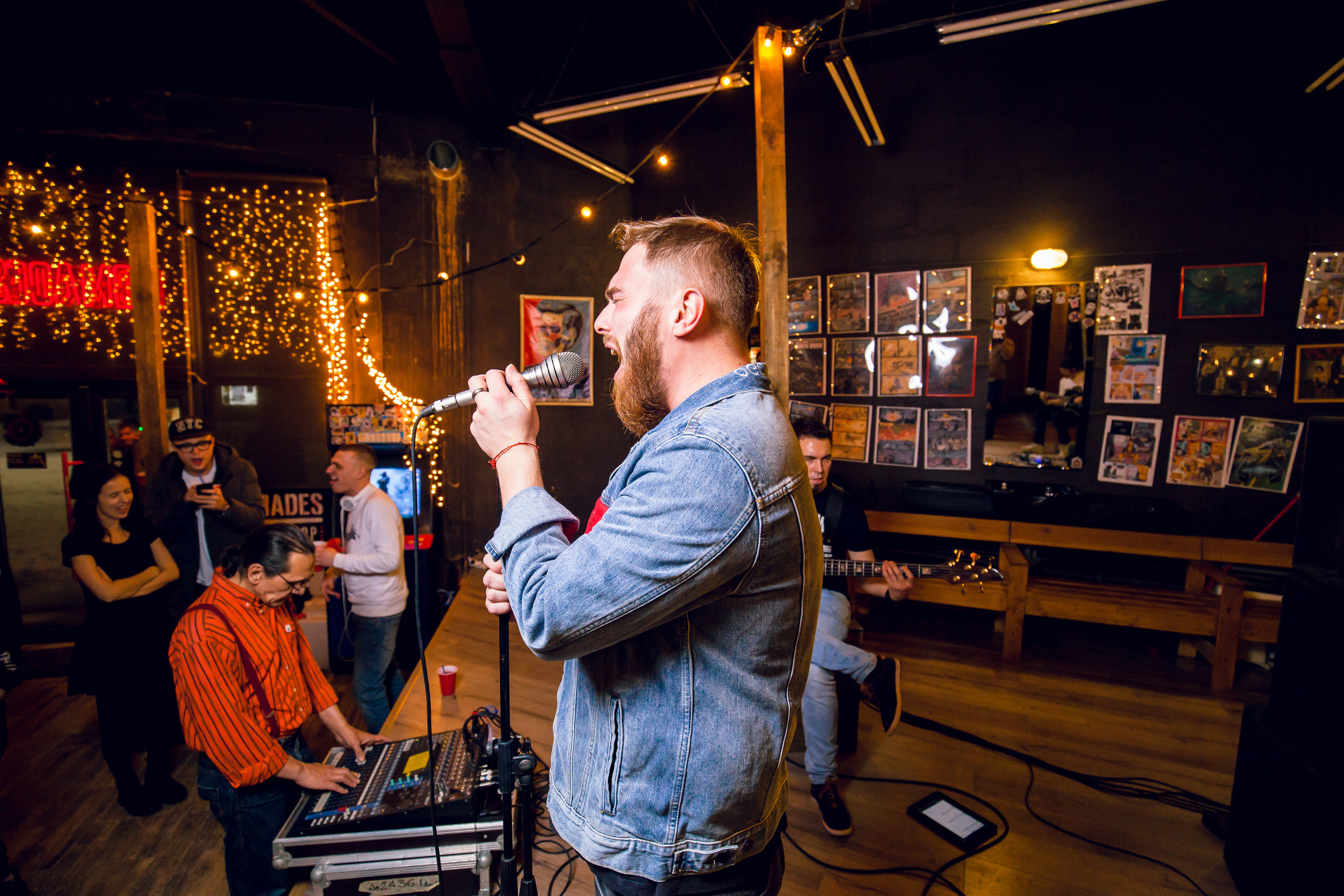 POMADES. Свадебный и репортажный фотограф Виталий Кислицын
