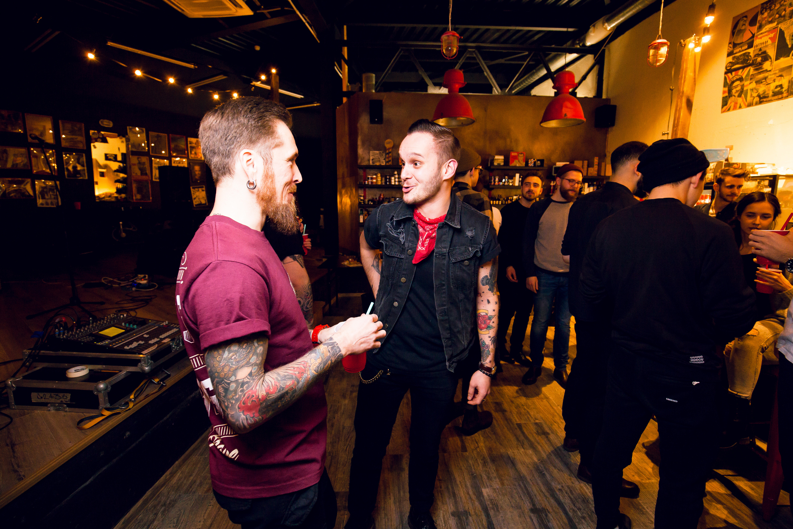 POMADES. Свадебный и репортажный фотограф Виталий Кислицын