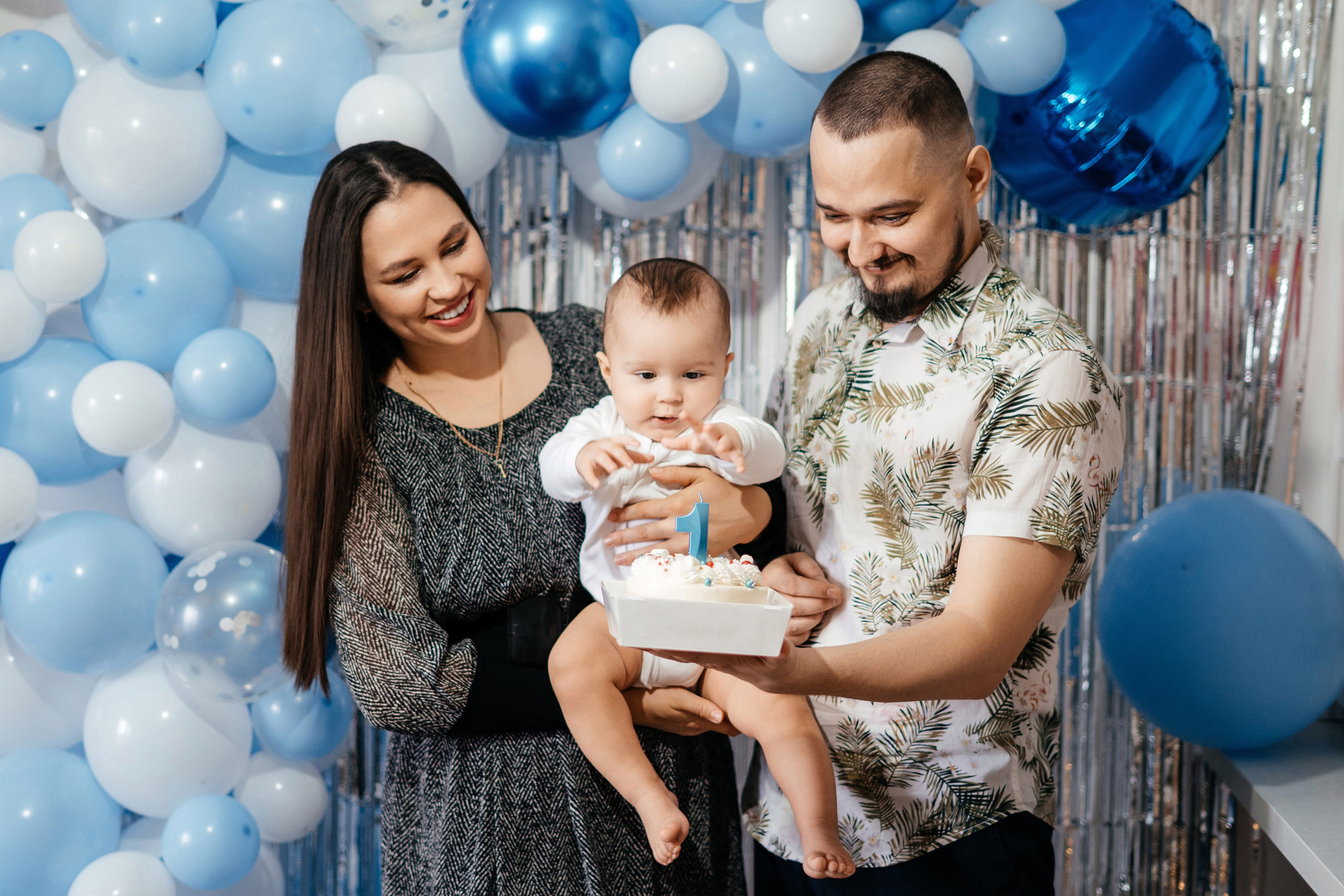 Домашнее годовасие Юры. Главная