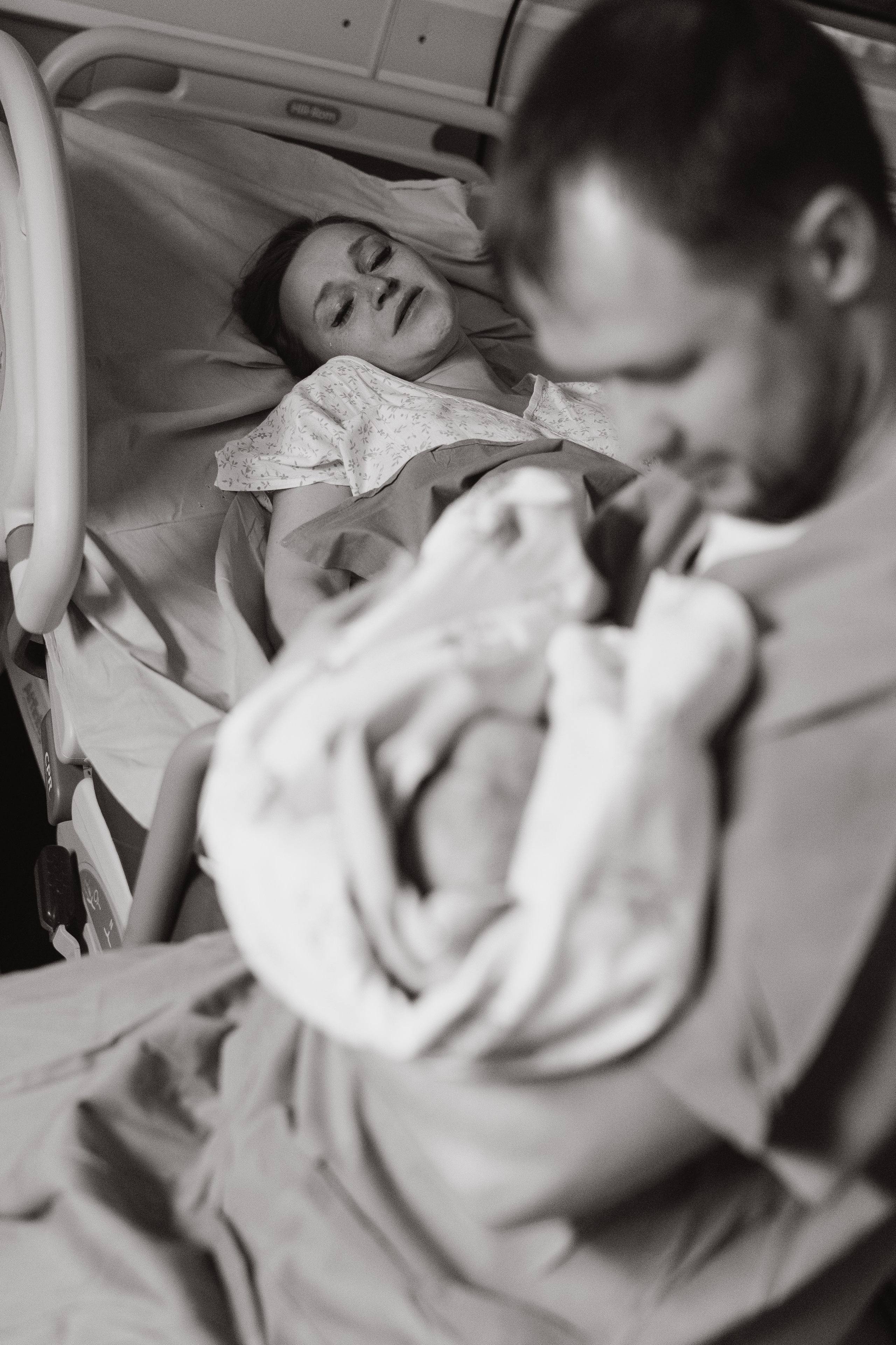 Партнерские роды в Москве в роддоме 8 Выхино. Семейный, ньюборн фотограф, фотограф на роды в Москве, Виктория Тюльдюкова