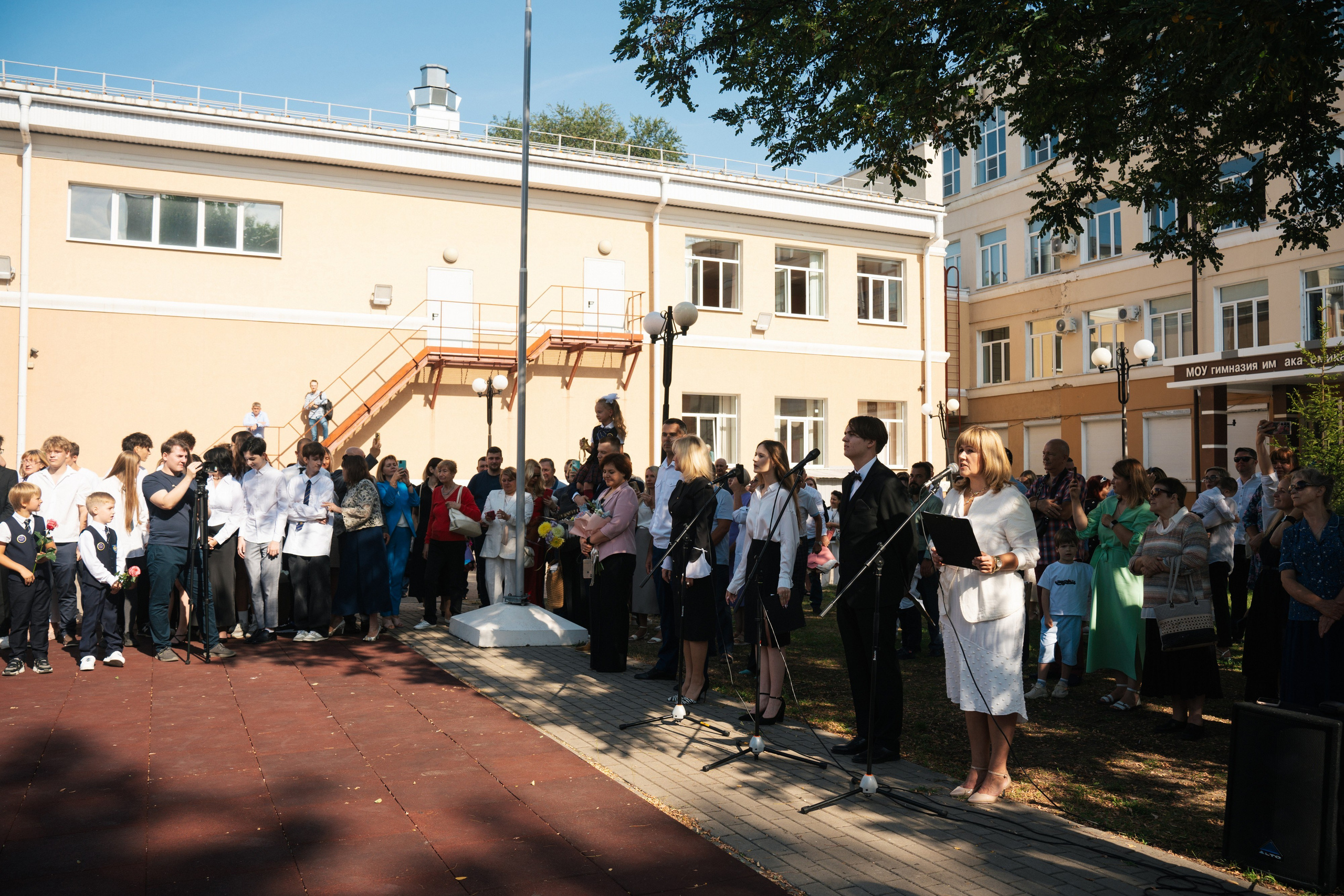 1 сентября | Школа им. Басова. Фотограф в Воронеже Ольга Космодемьянская