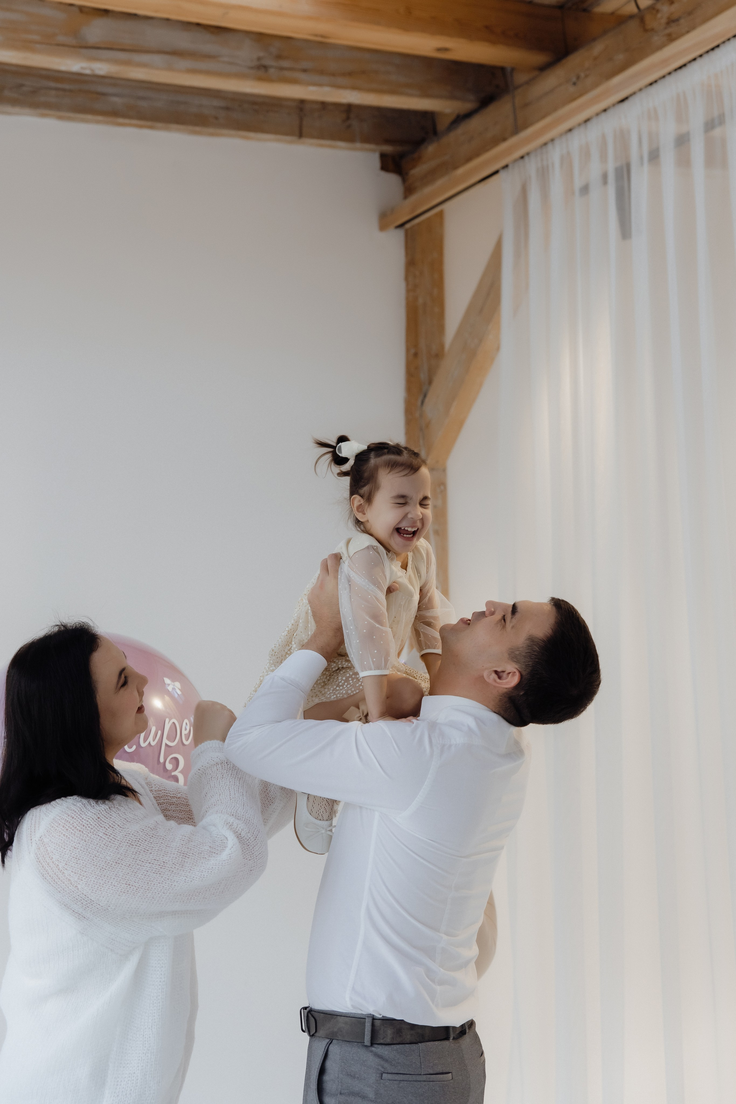 Николай, Зарина и Кира. Семейный и свадебный фотограф в Челябинске Мария Леонтьева