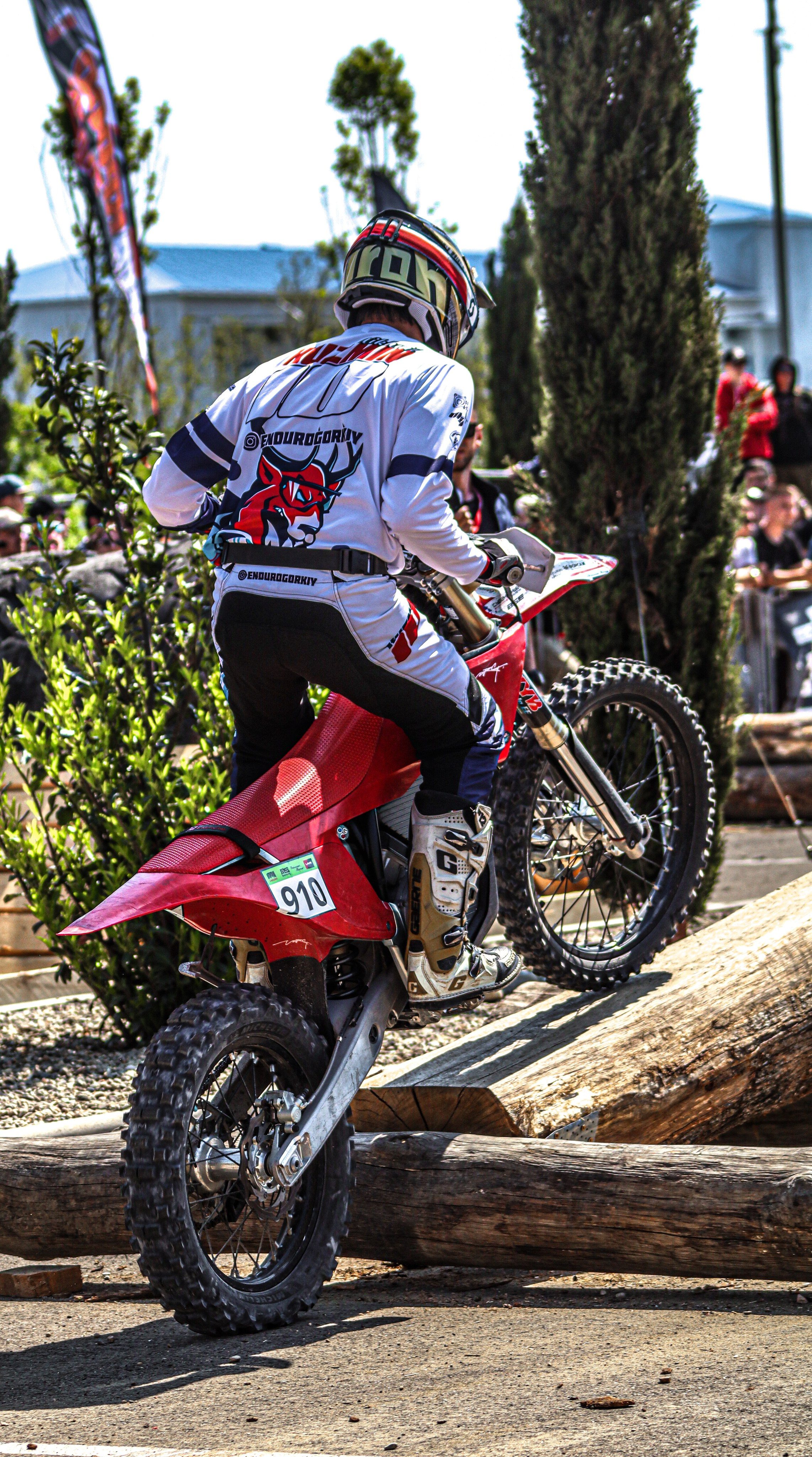 Enduro. Ivaladimirovna1995.wfolio.pro