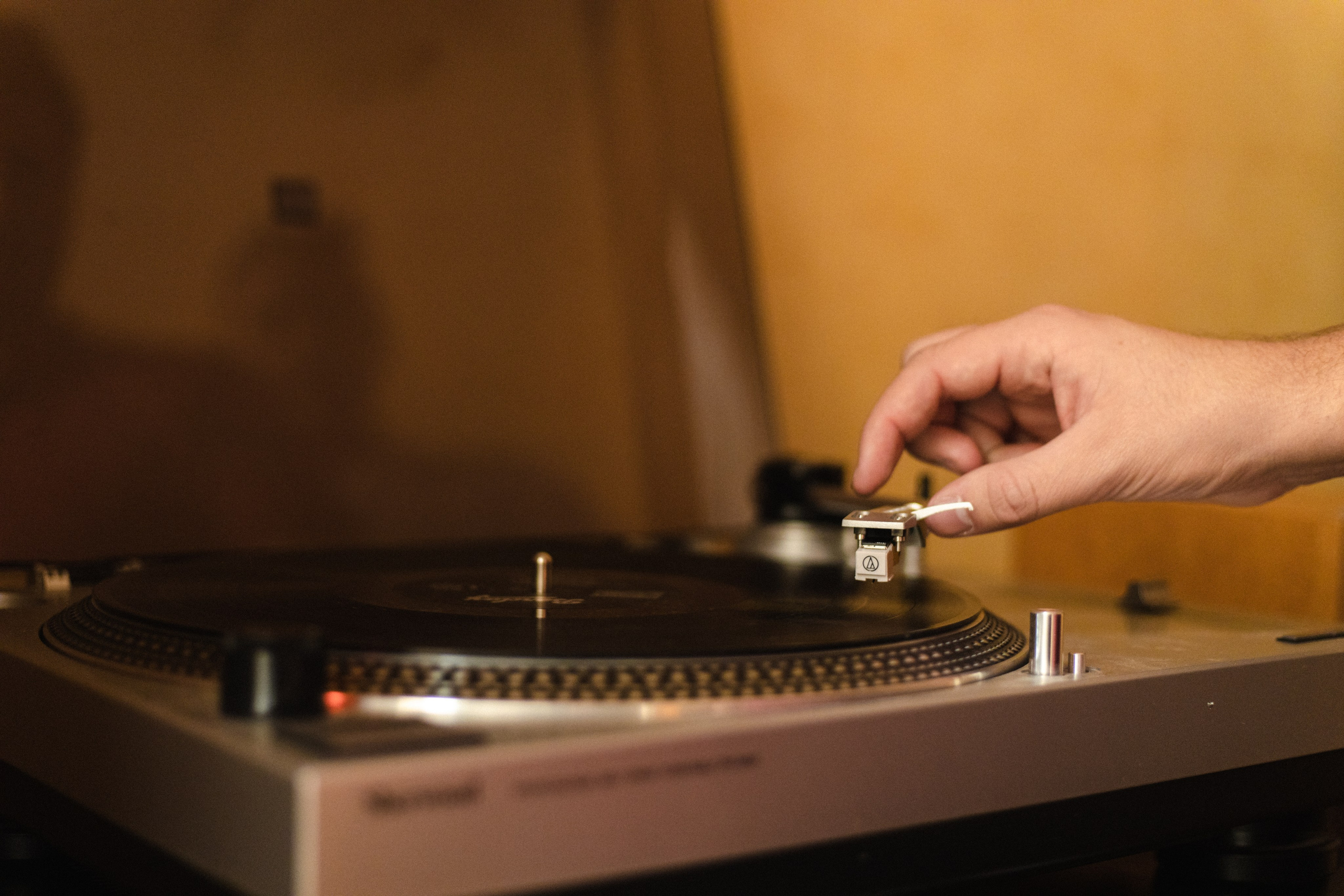 Здесь молодость и те самые чувства. Фотограф в Санкт-Петербурге Виктория Безверхая