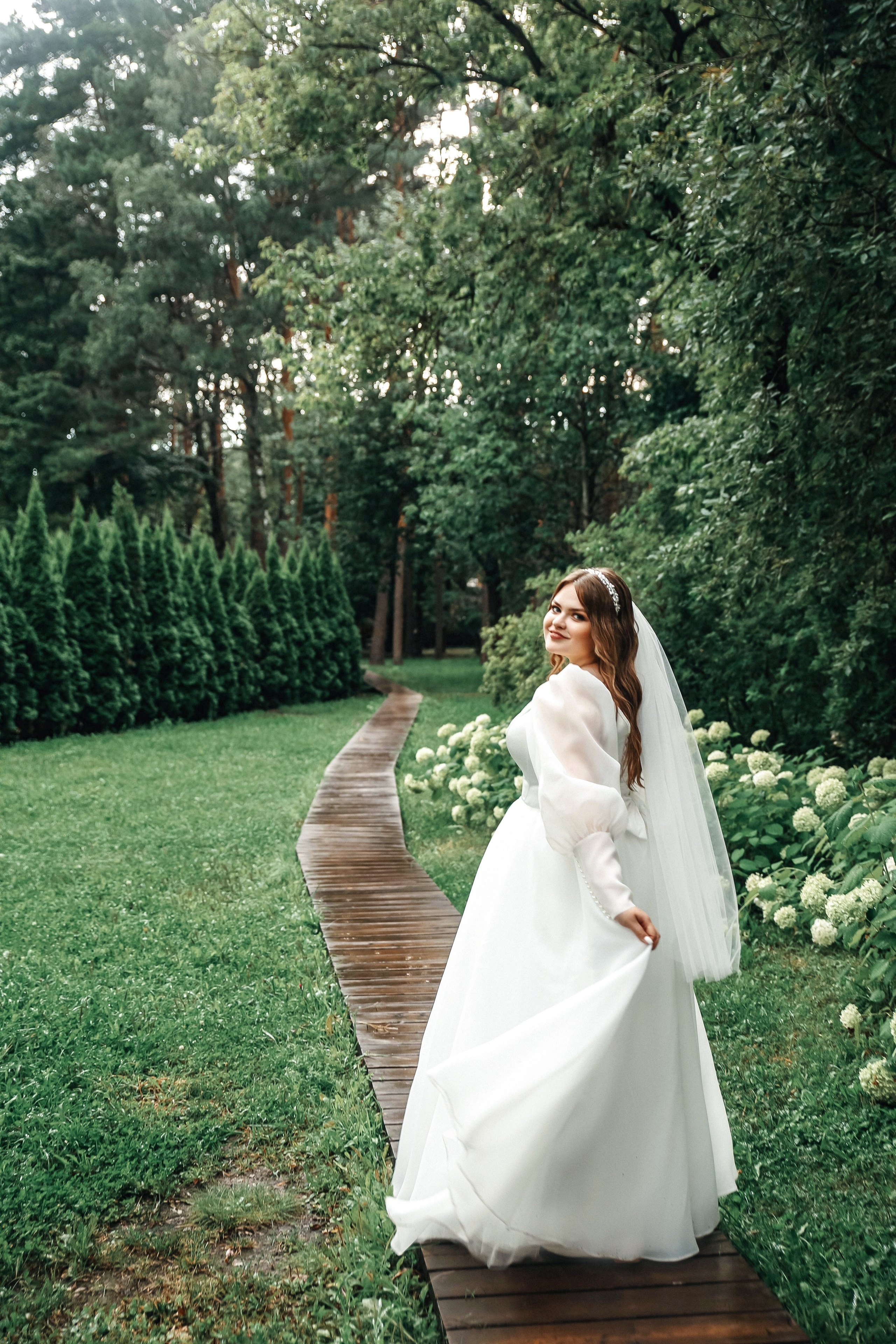 Свадебная фотосессия ВДНХ. Свадебный и семейный фотограф в Москве