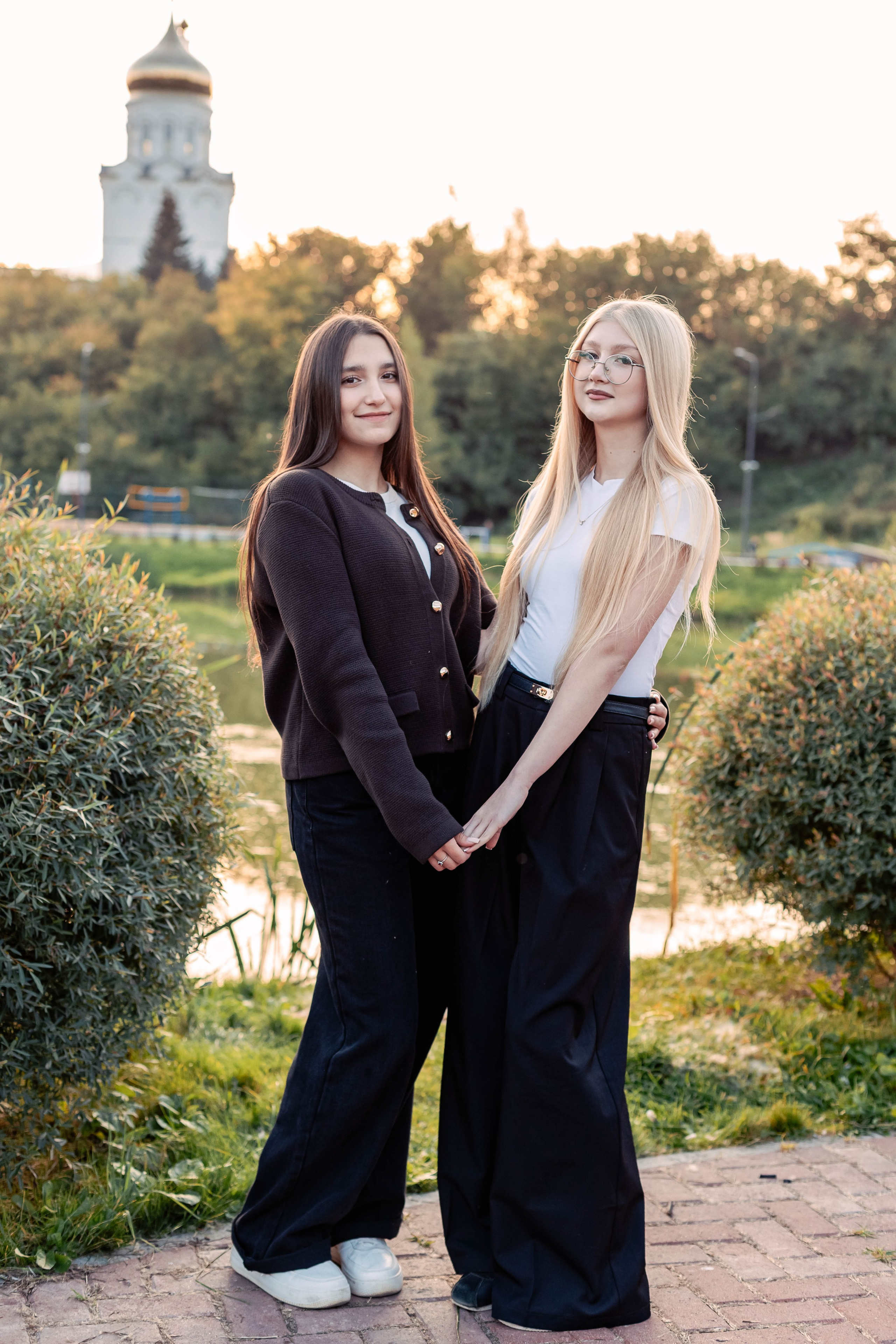 Позирование группы. Выпускные альбомы для детского сада и школы