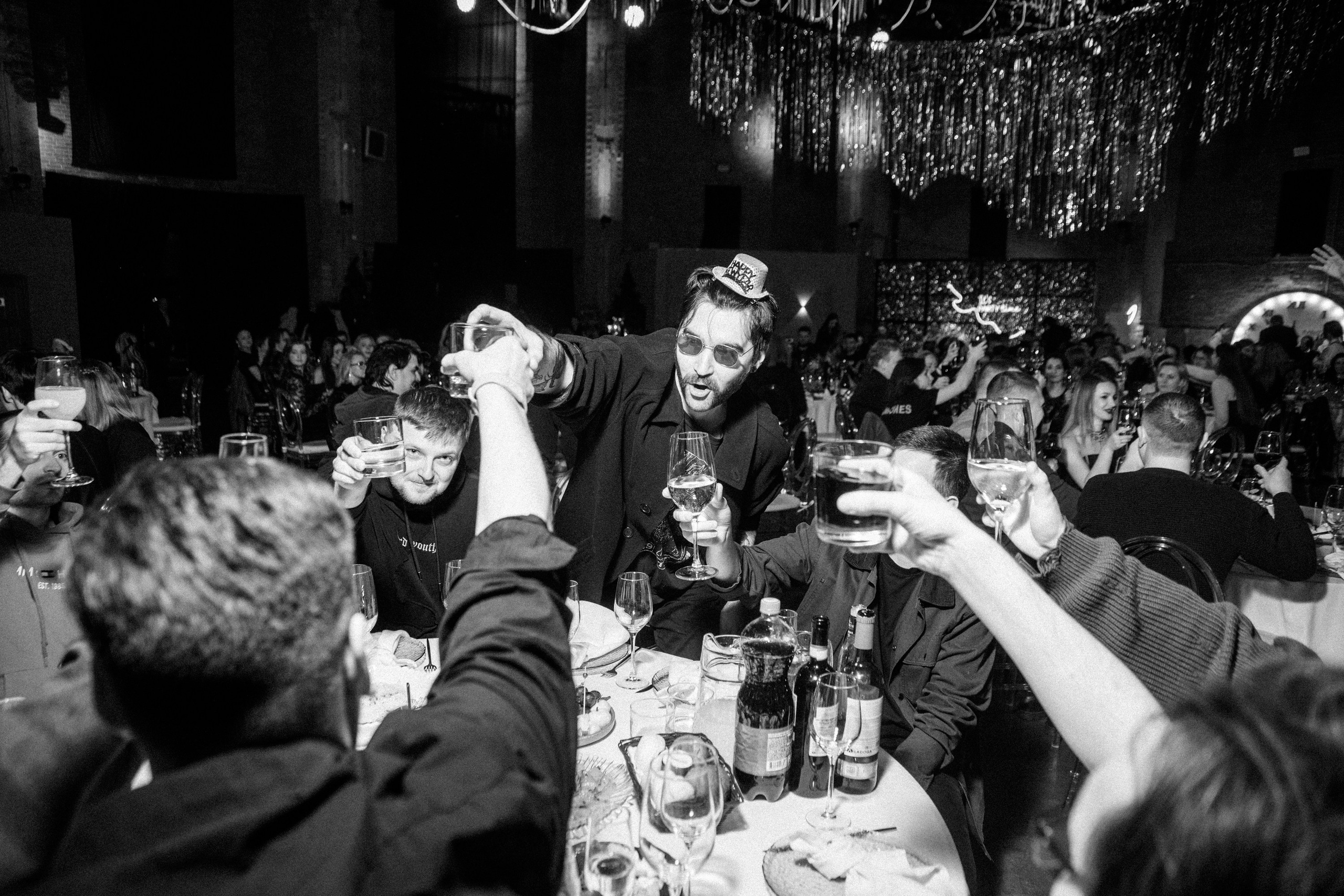 Новогодний корпоратив в газгольдере. Фотограф Денис Неместо, портрет, репортаж