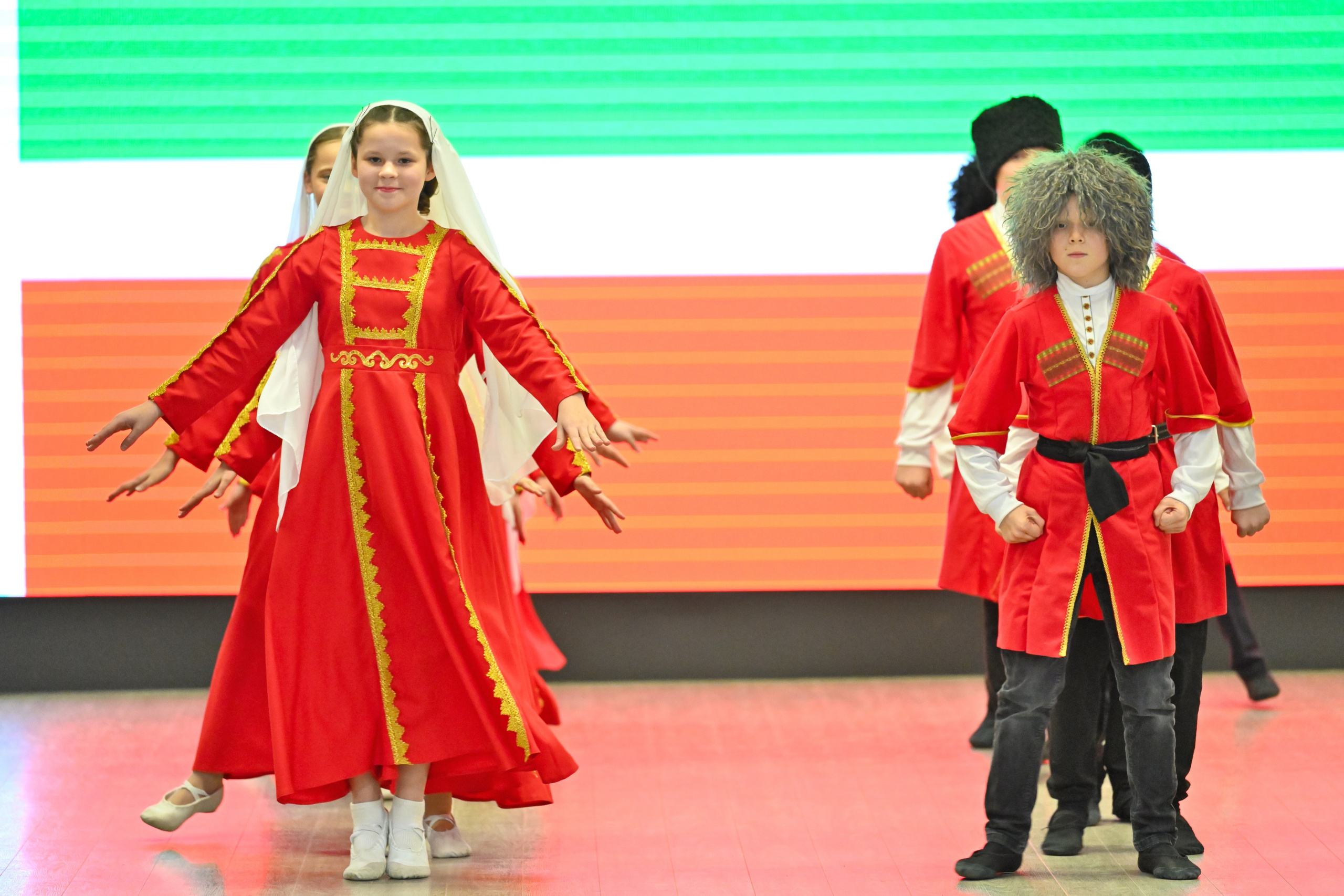 2025-11-21 День семьи 127. Снежинск фото Андрианов