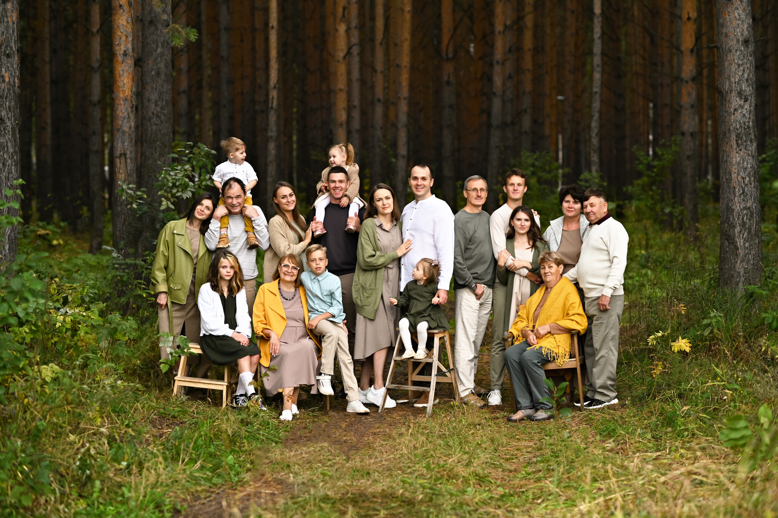 В сосновом бору. Семейный фотограф в Красноярске Надежда Кошелева