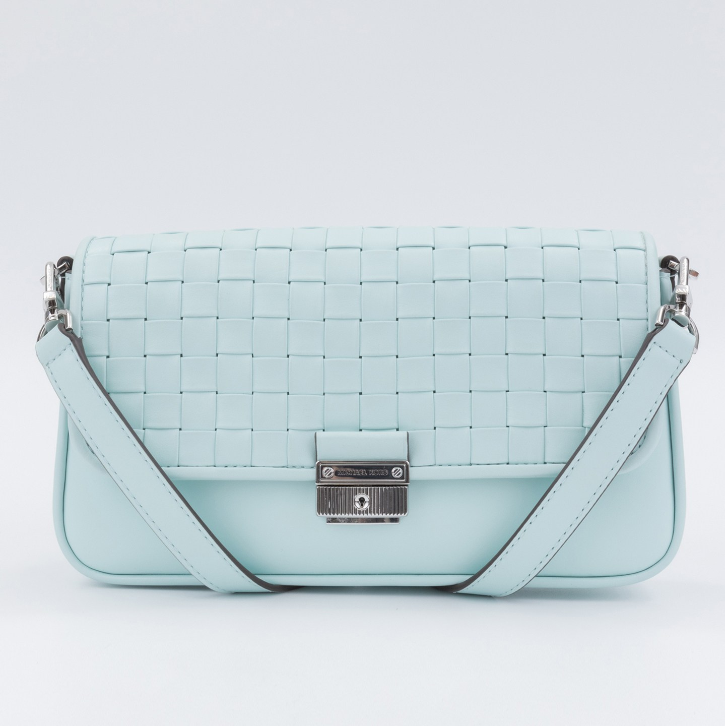 Ретушь одежды