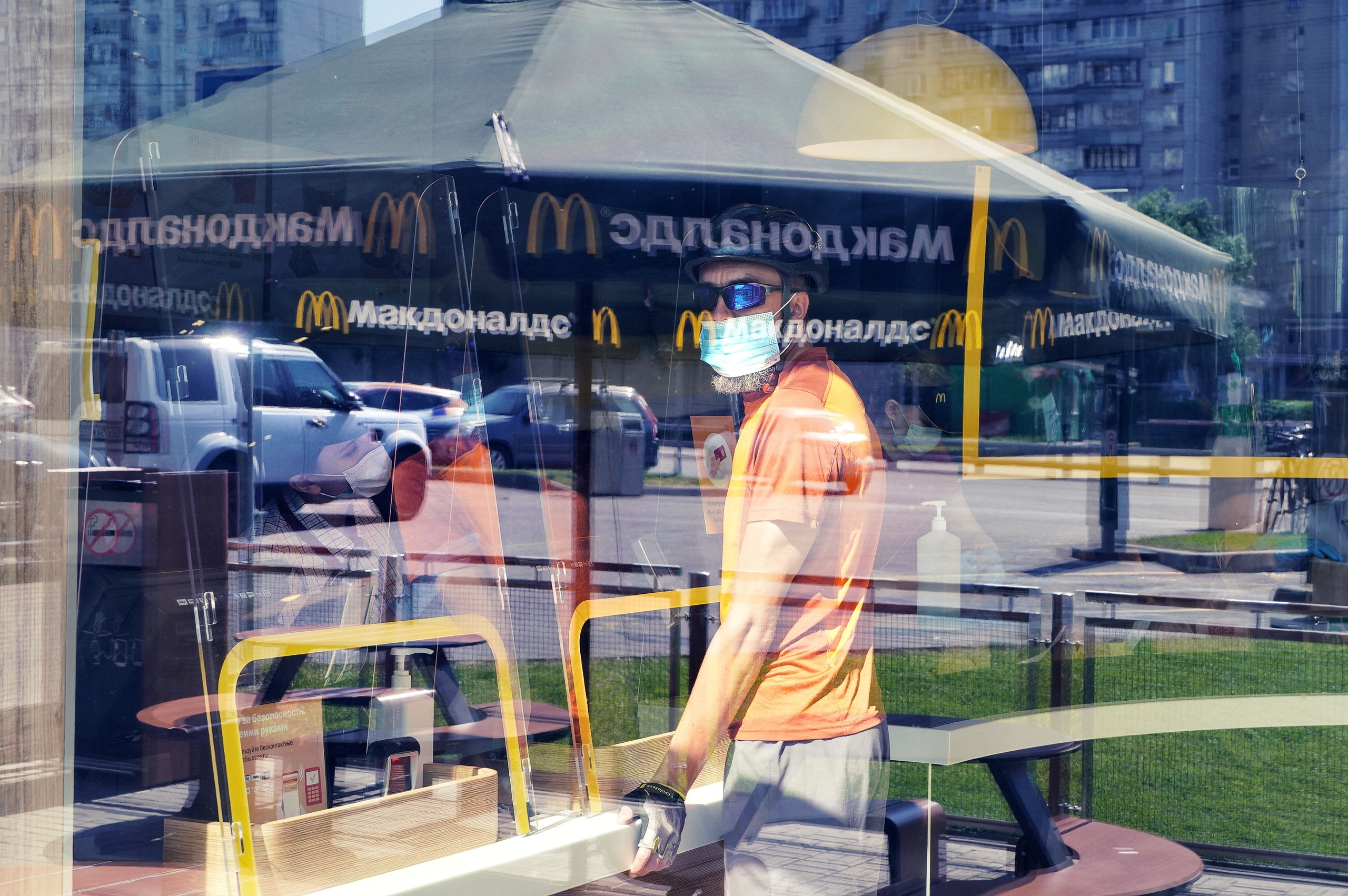 Стрит-съемка в Москве. Интерьерный и архитектурный фотограф в Москве Панова Ольга