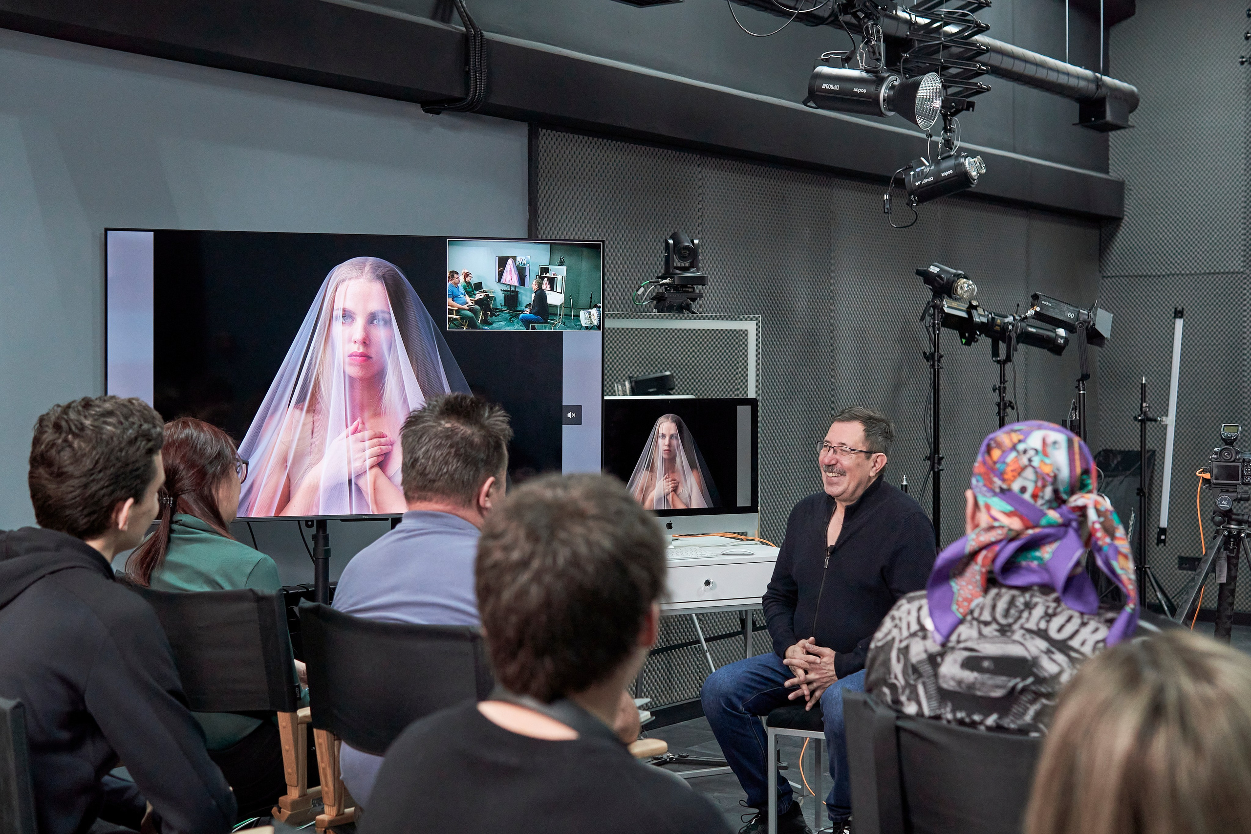 Погружение в студийную съемку. Фотограф людей и животных в Санкт-Петербурге Марина Бурмистрова